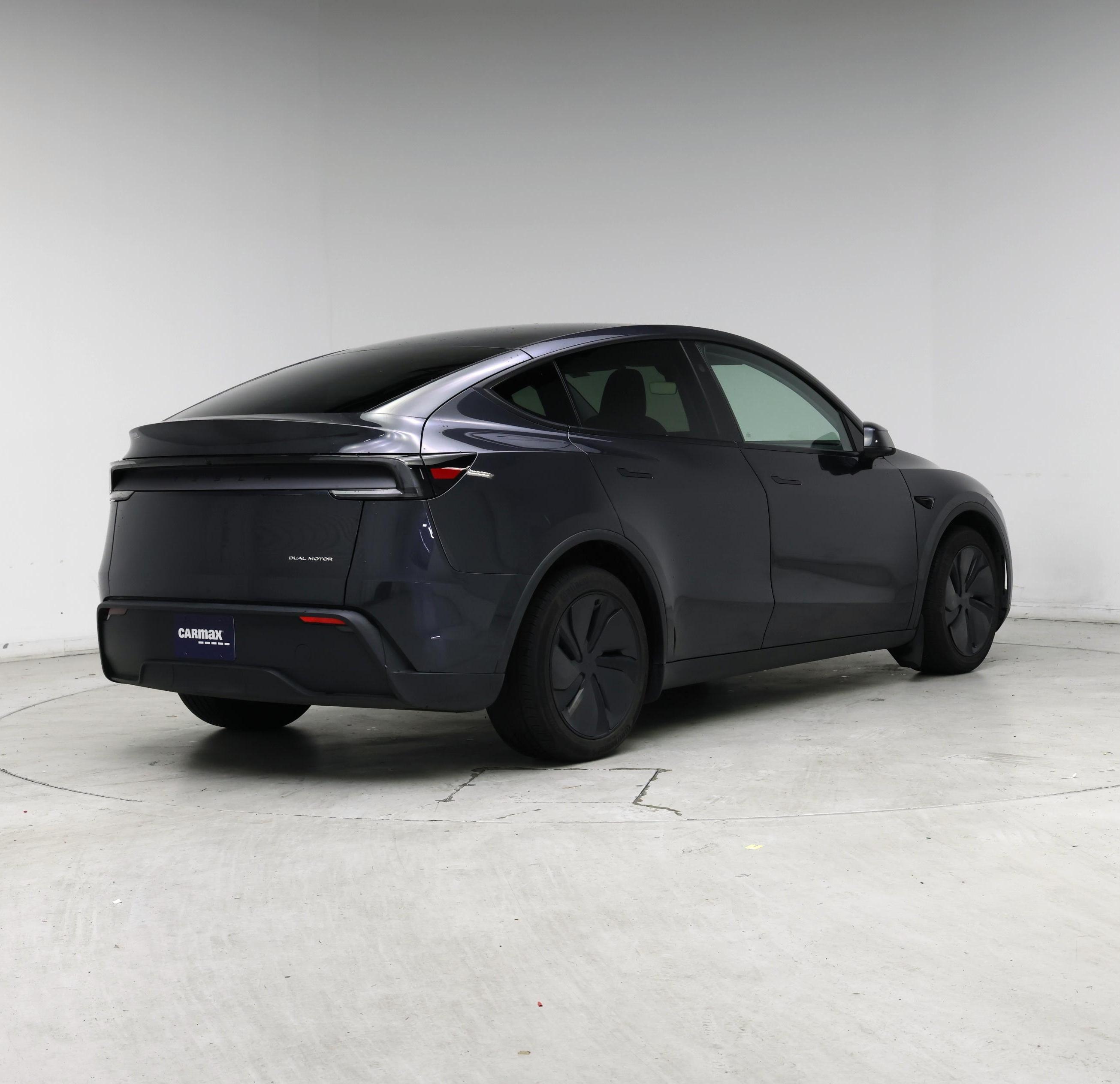 Thumbnail: 2026 Tesla Model Y - 8