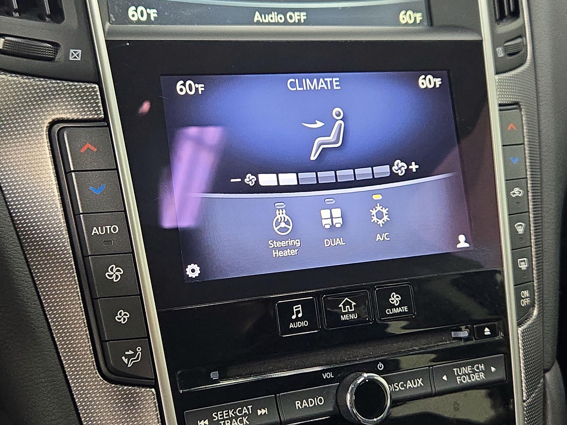 Thumbnail: 2014 INFINITI Q50 - 16