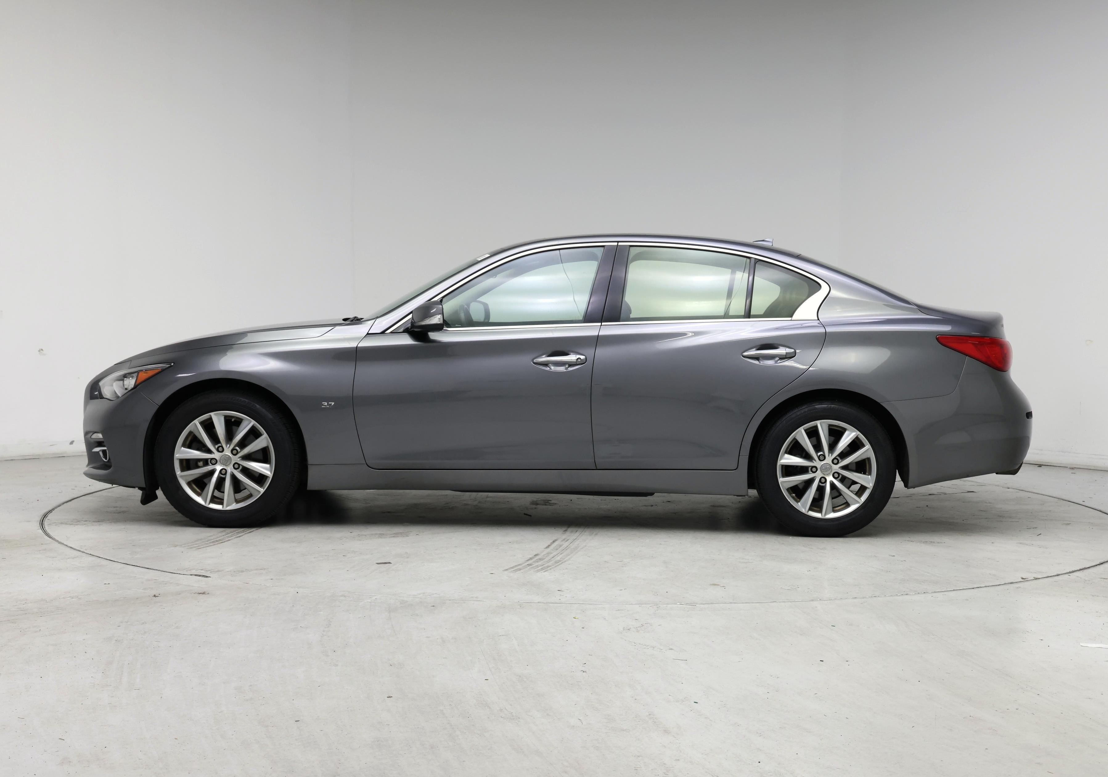 Thumbnail: 2014 INFINITI Q50 - 3