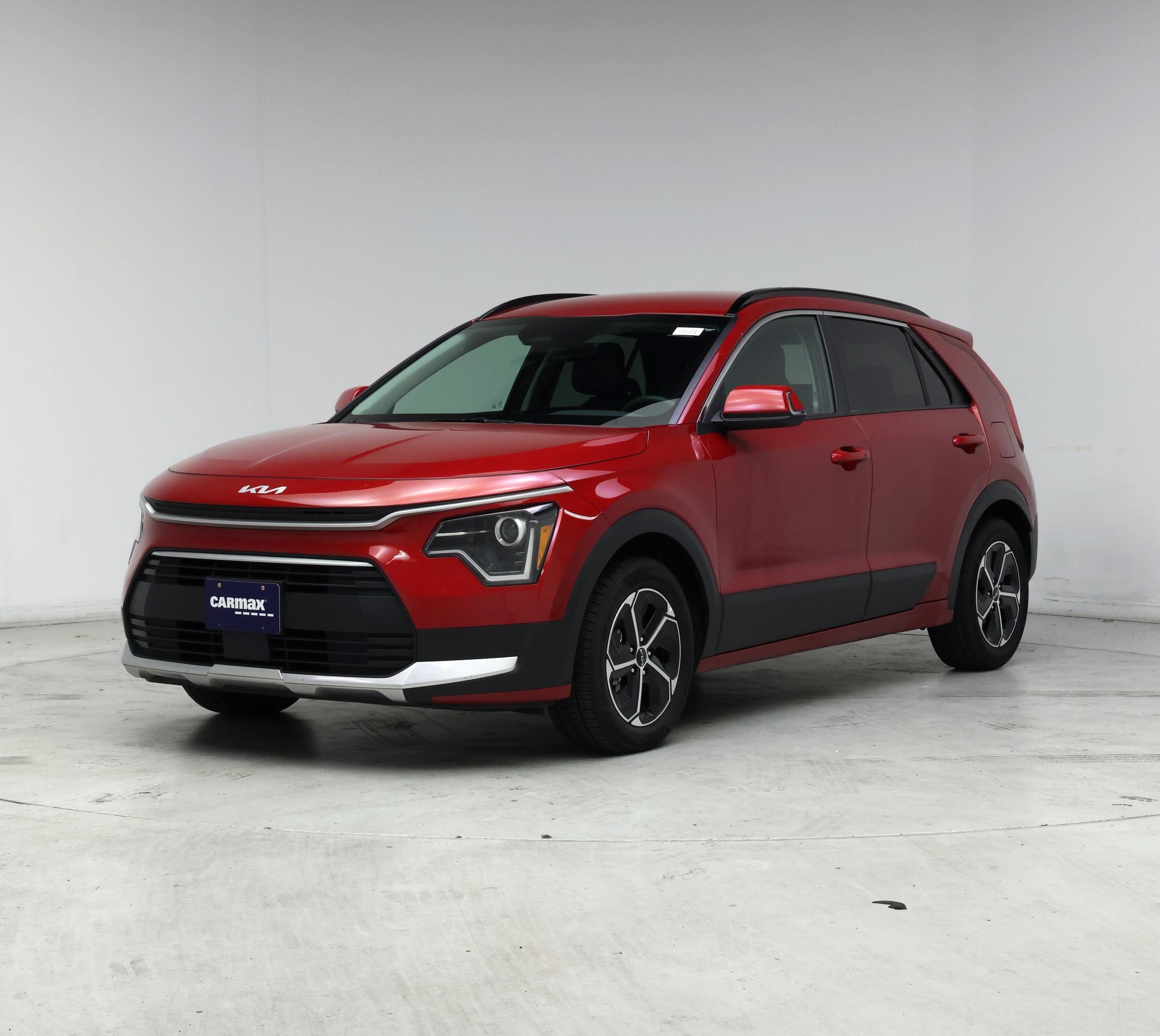 Thumbnail: 2023 Kia Niro - 4