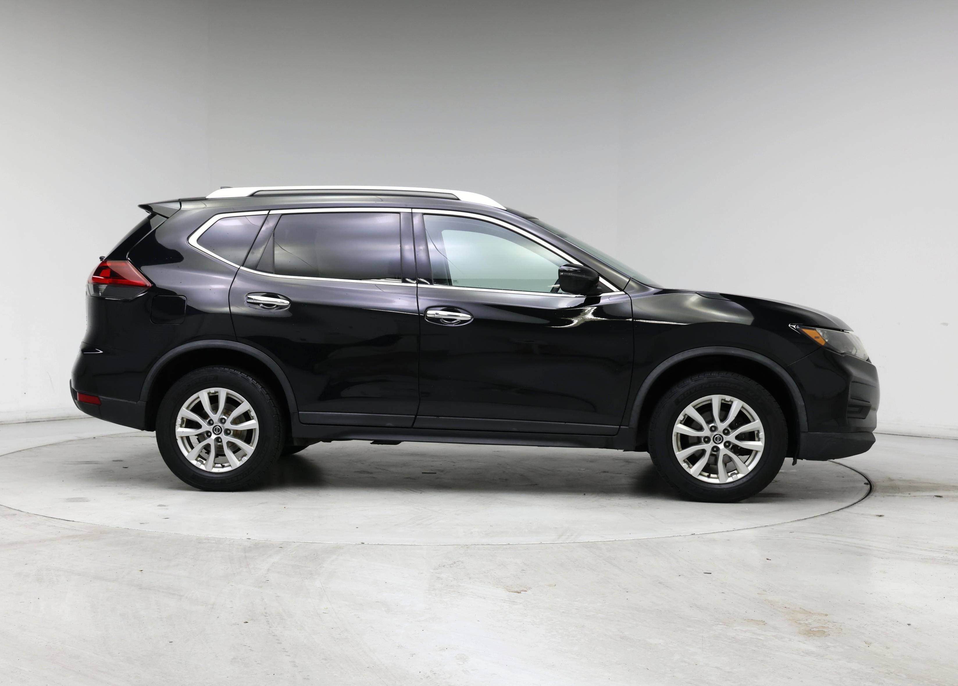 Thumbnail: 2018 Nissan Rogue - 7