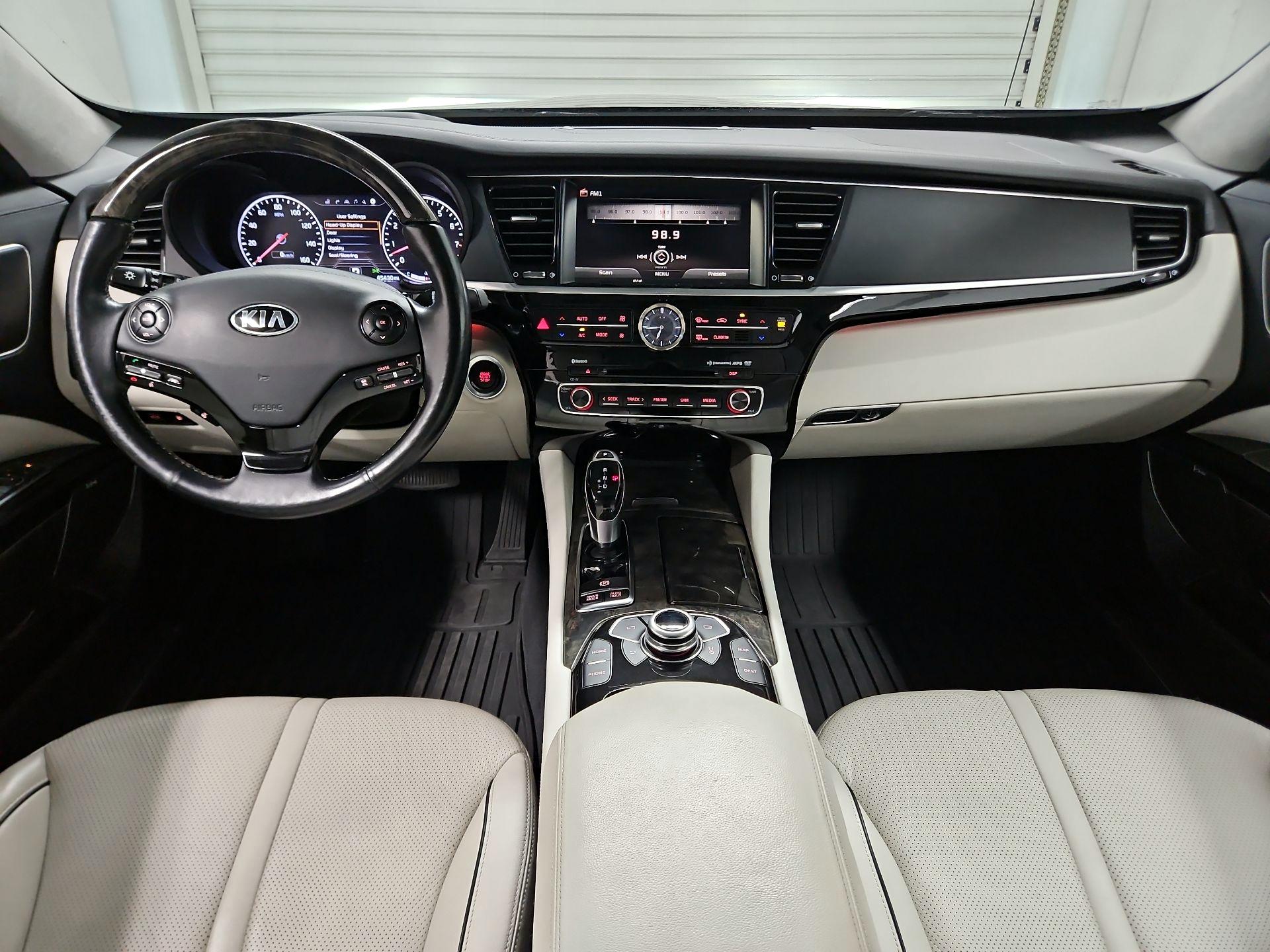Thumbnail: 2015 Kia K900 - 9