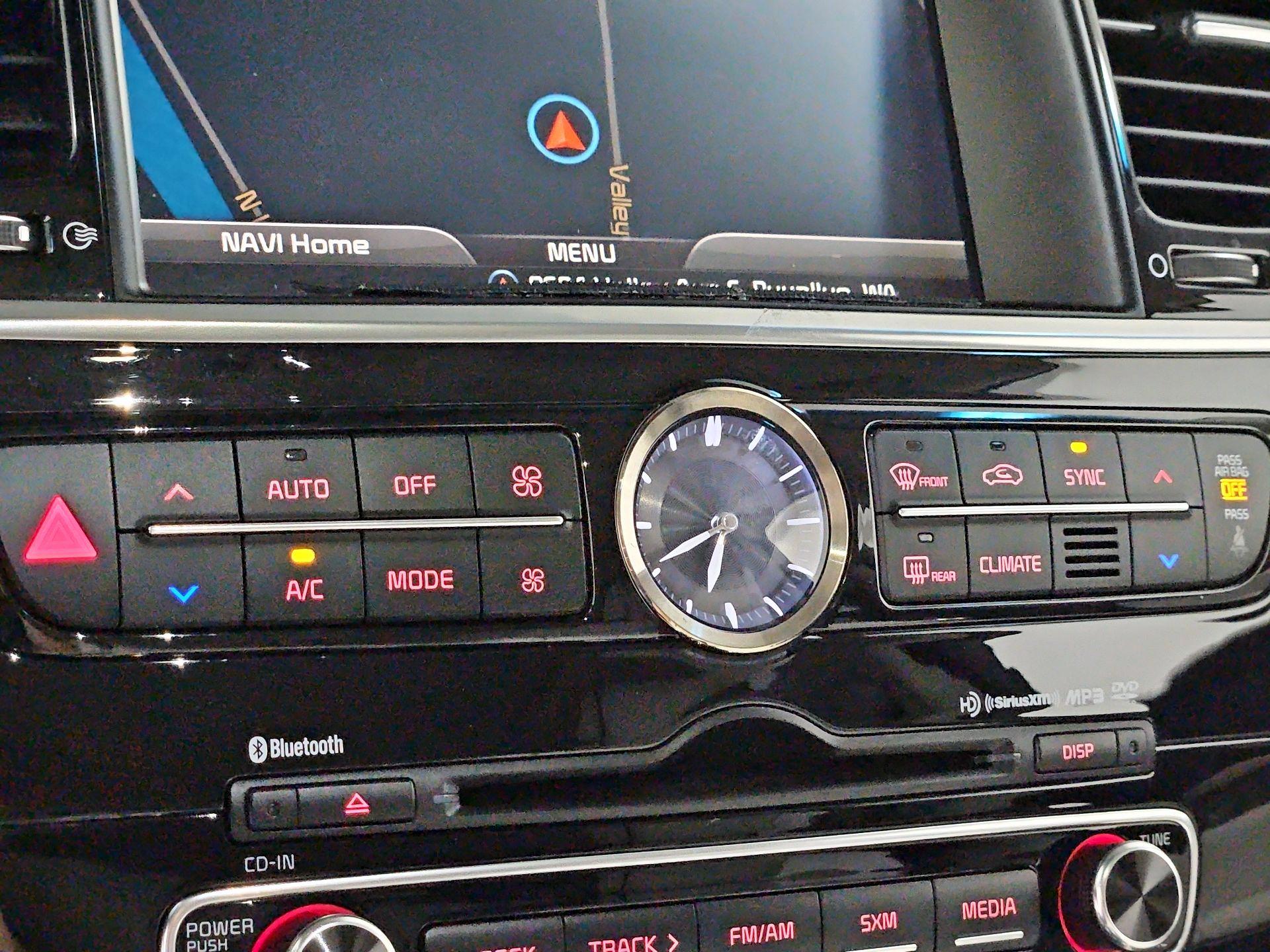 Thumbnail: 2015 Kia K900 - 16