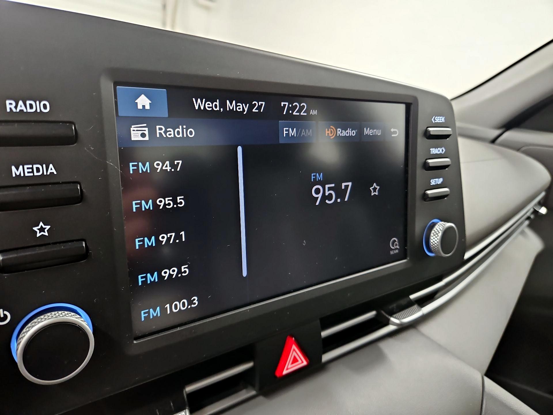Thumbnail: 2021 Hyundai Elantra - 15