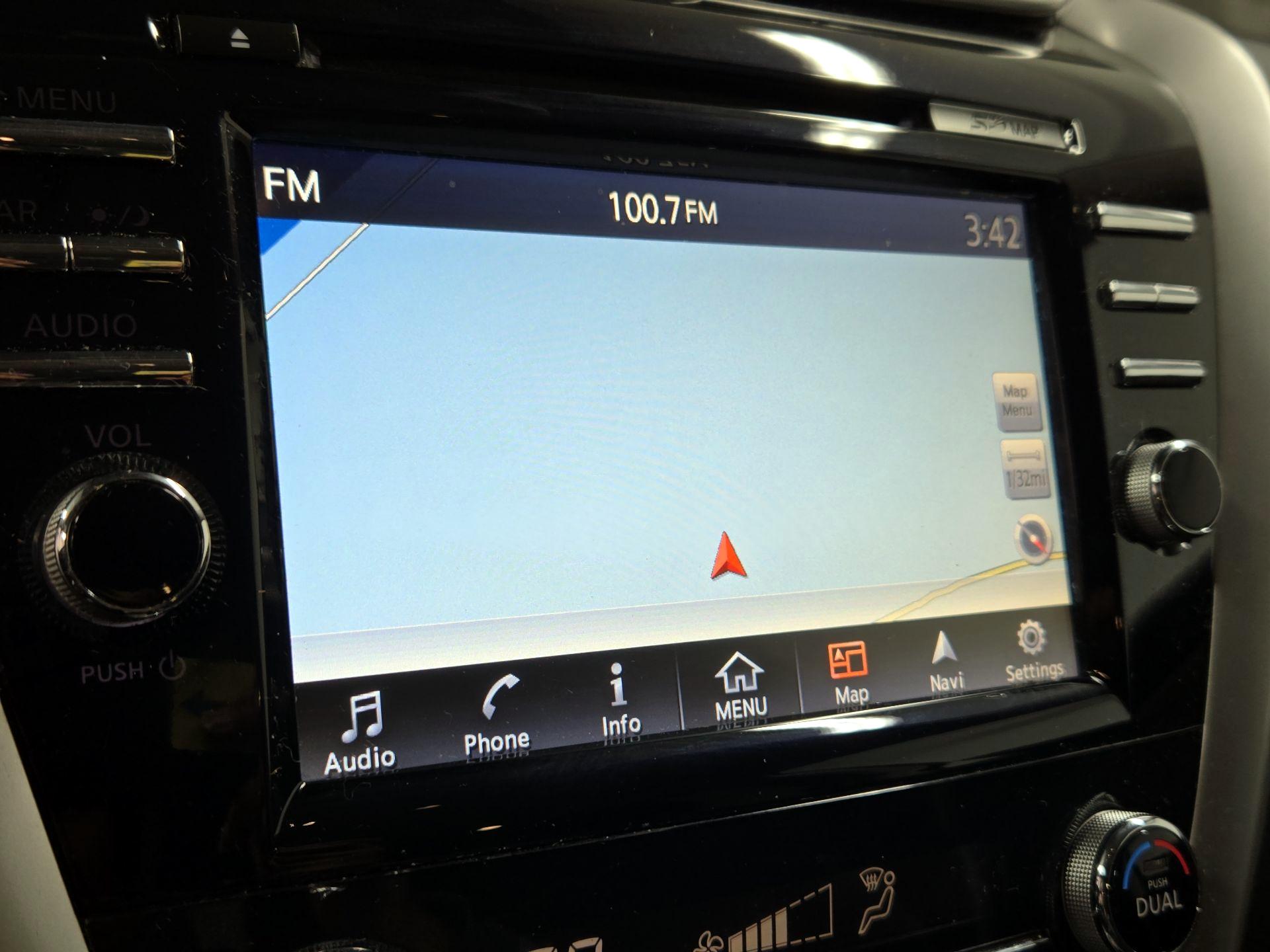 Thumbnail: 2015 Nissan Murano - 14