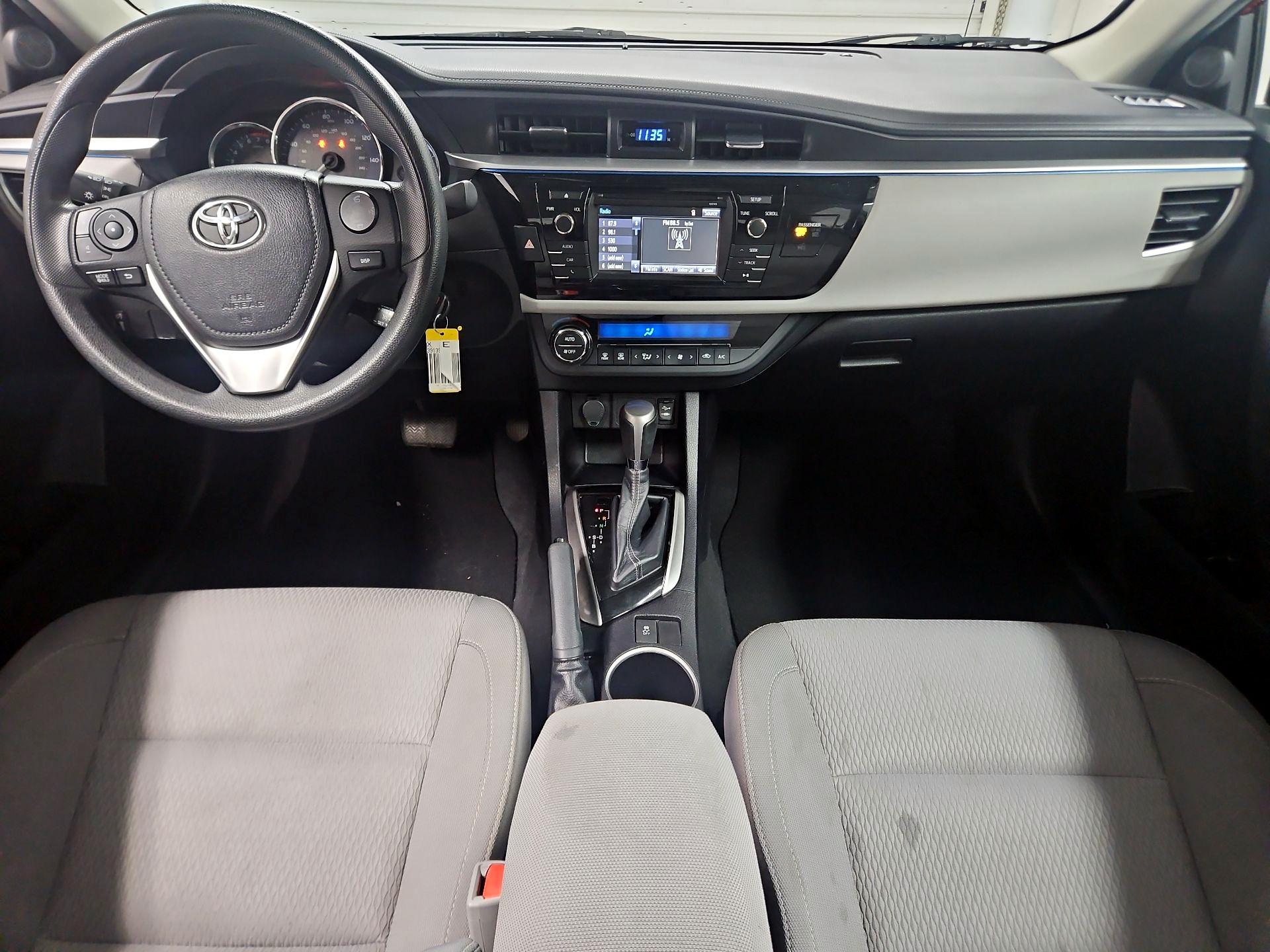 Thumbnail: 2014 Toyota Corolla - 9