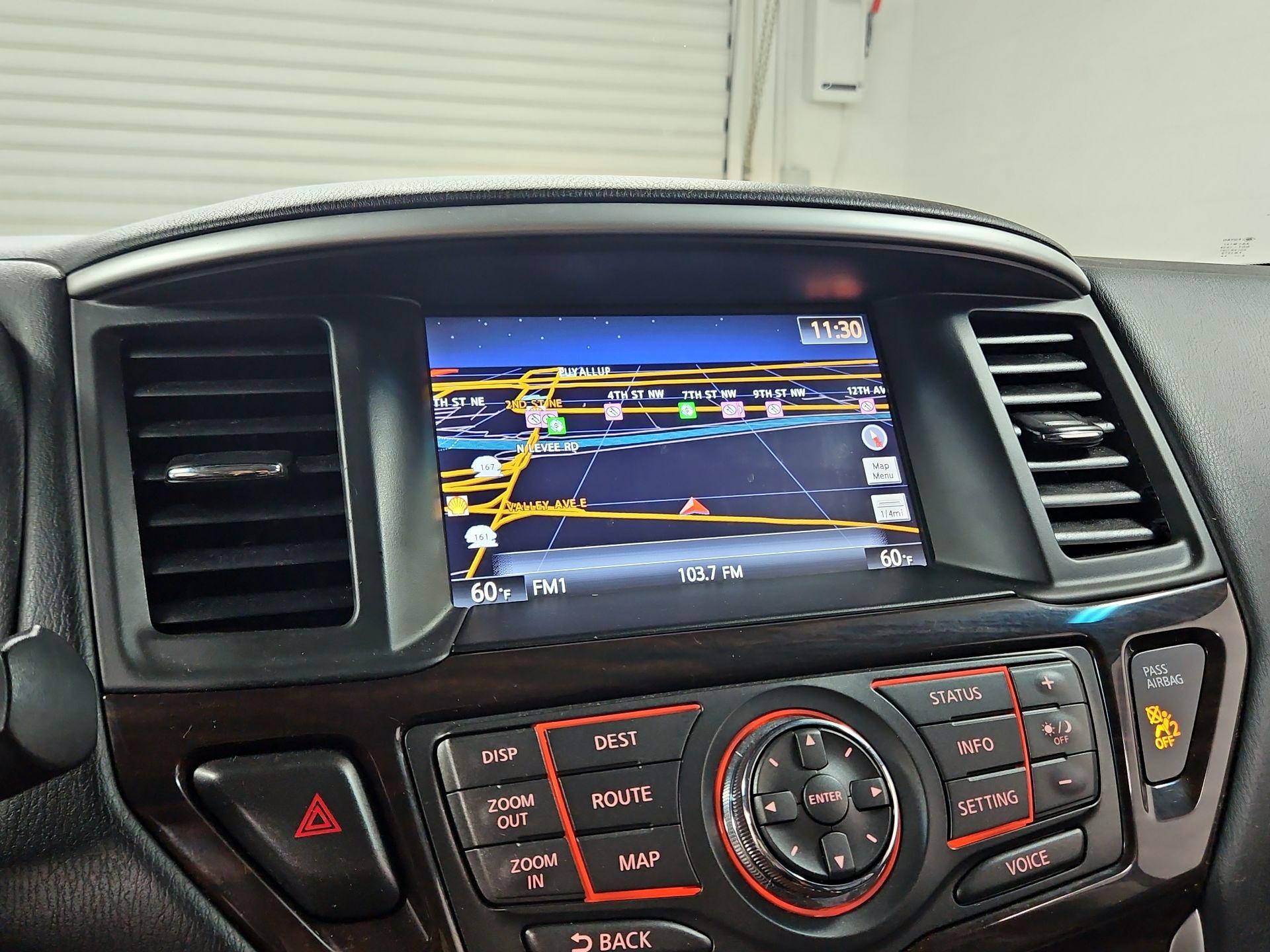 Thumbnail: 2014 Nissan Pathfinder - 14
