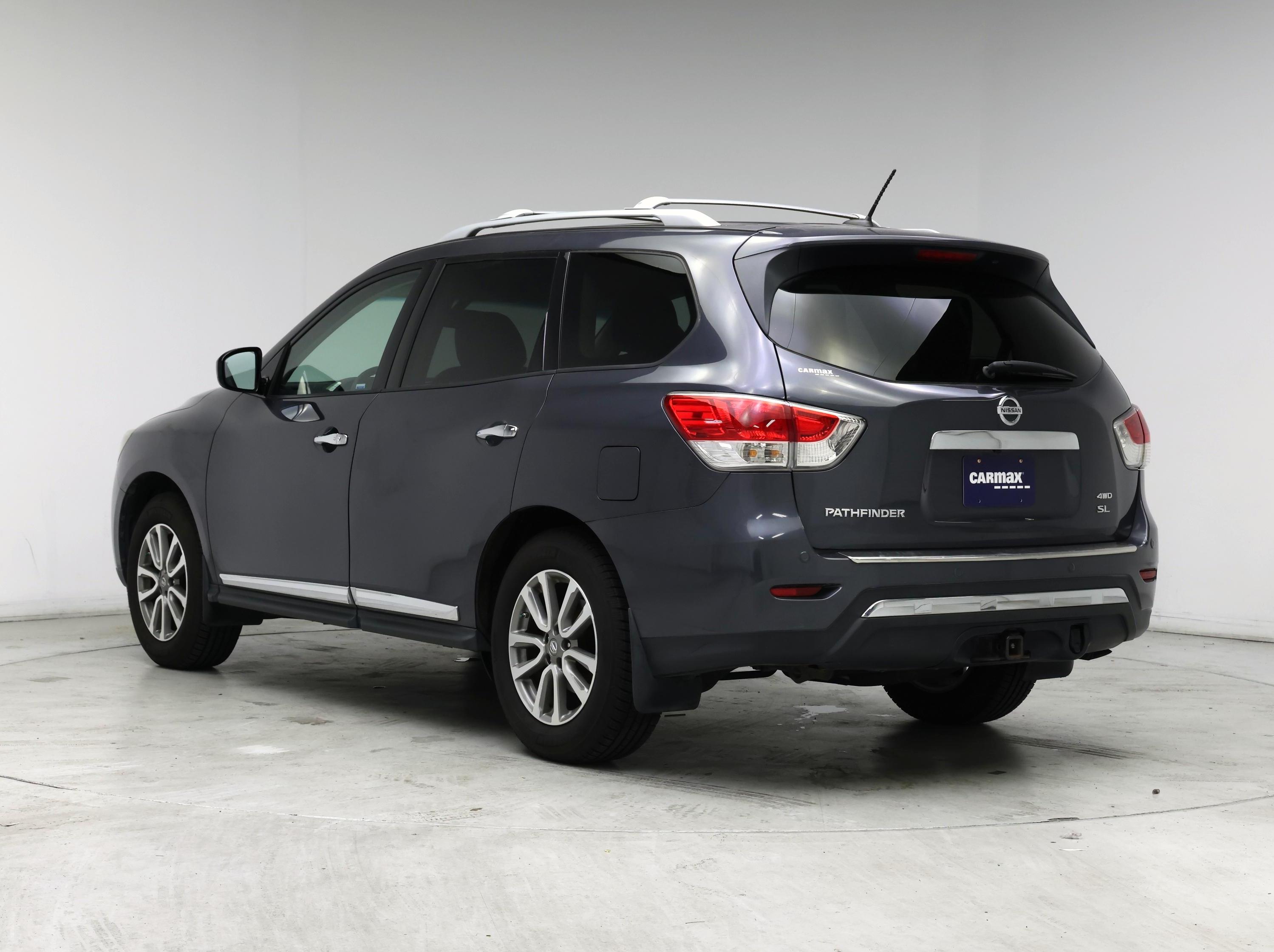 Thumbnail: 2014 Nissan Pathfinder - 2