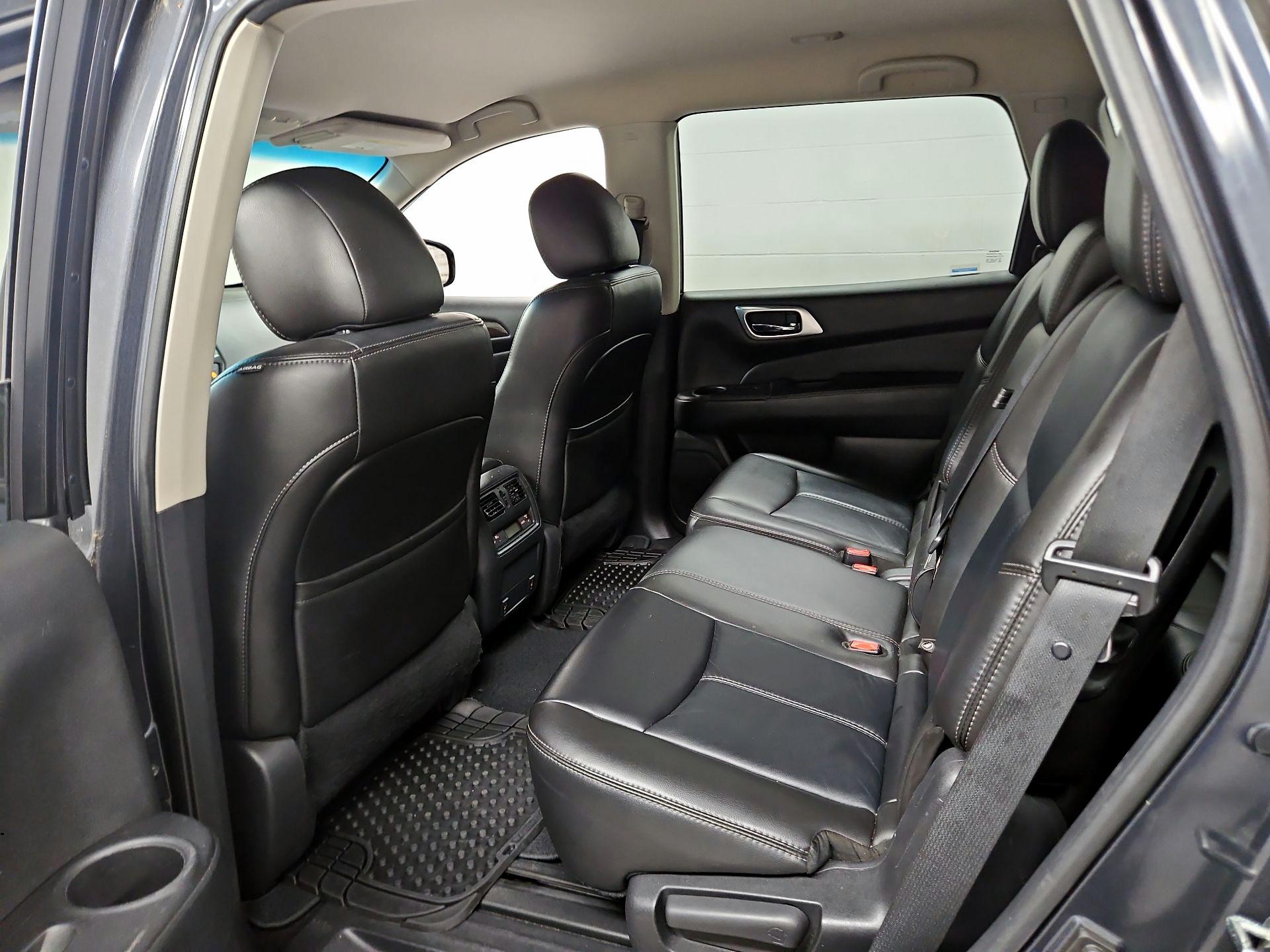 Thumbnail: 2014 Nissan Pathfinder - 20