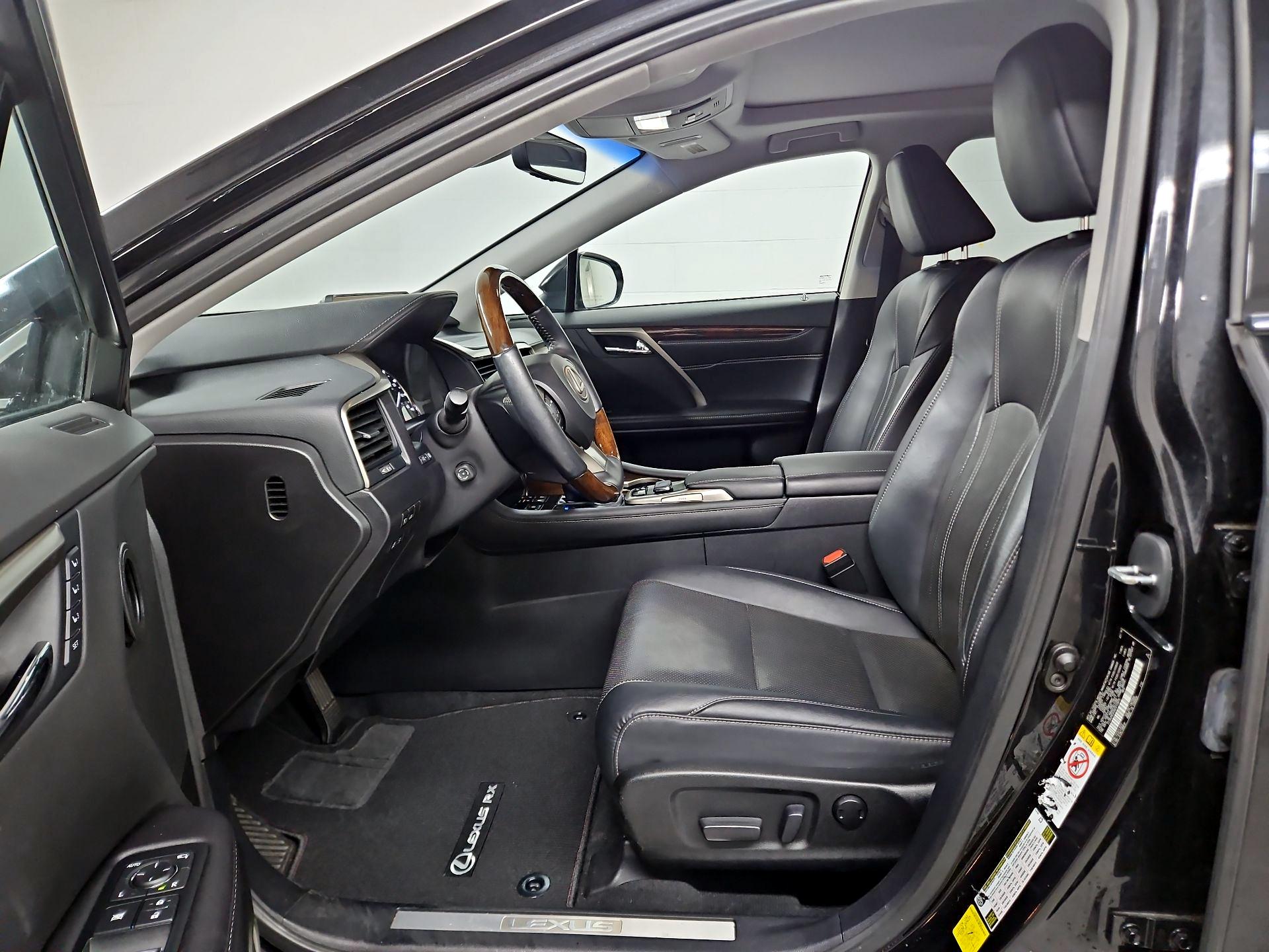 Thumbnail: 2016 Lexus RX - 11