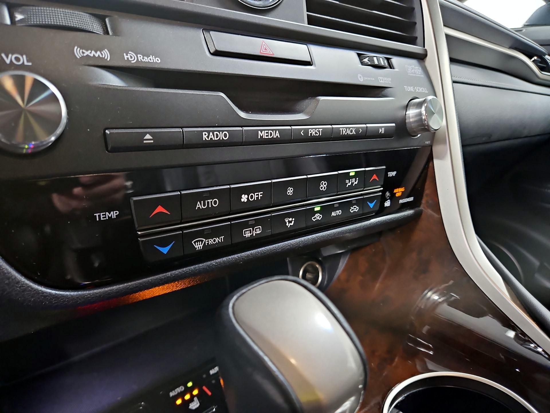 Thumbnail: 2016 Lexus RX - 17