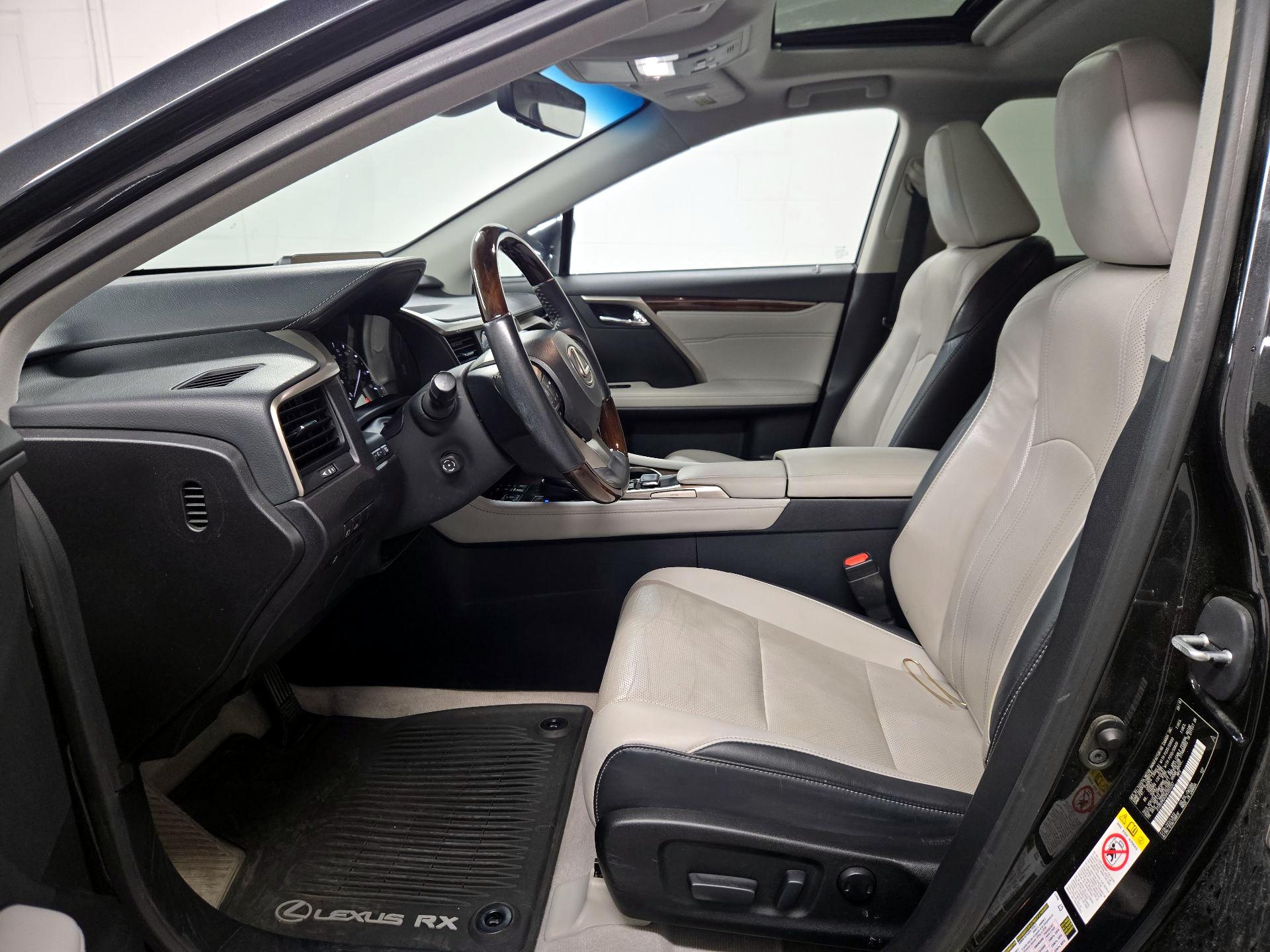 Thumbnail: 2017 Lexus RX - 11
