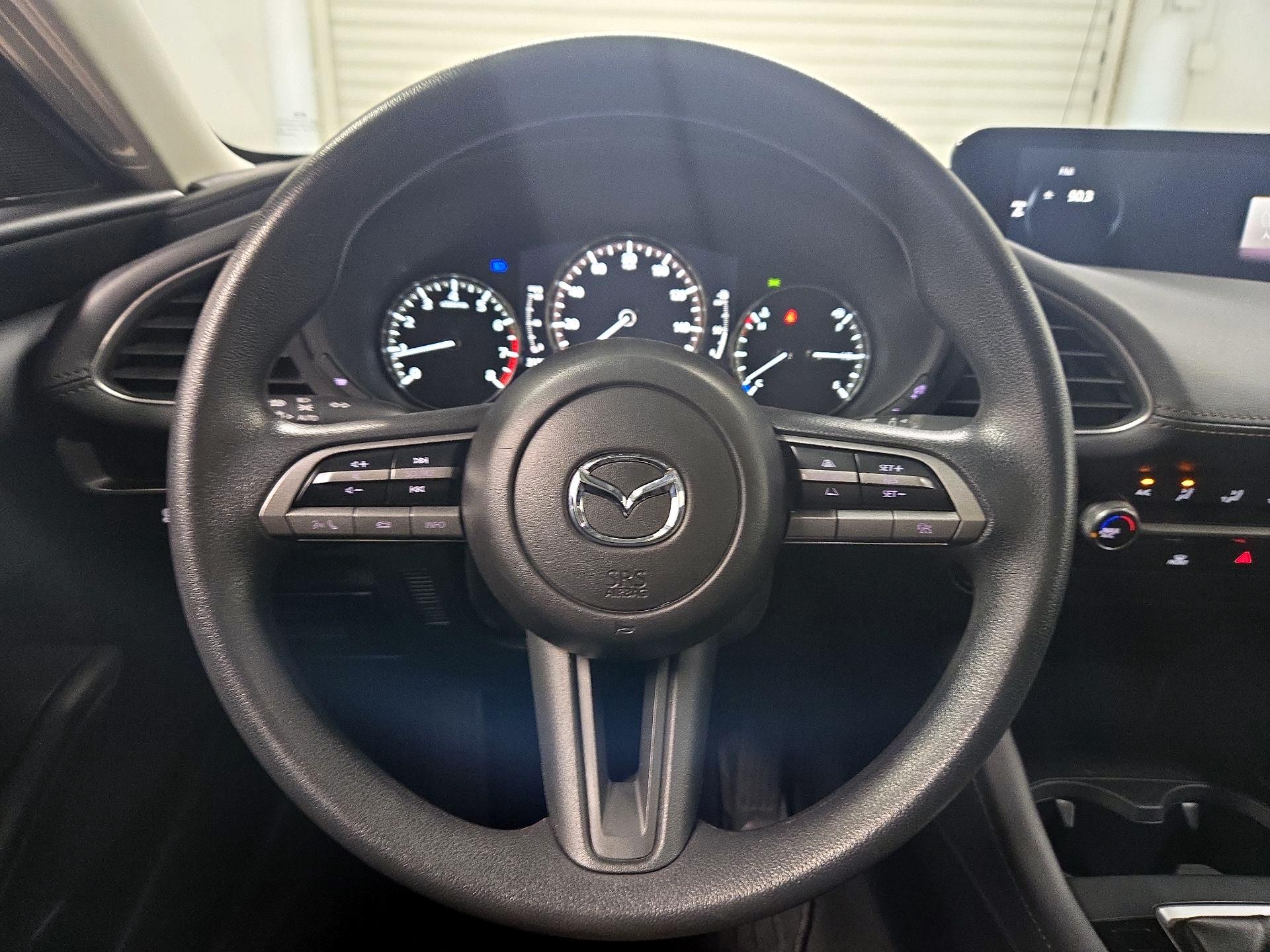 Thumbnail: 2022 Mazda Mazda3 - 10