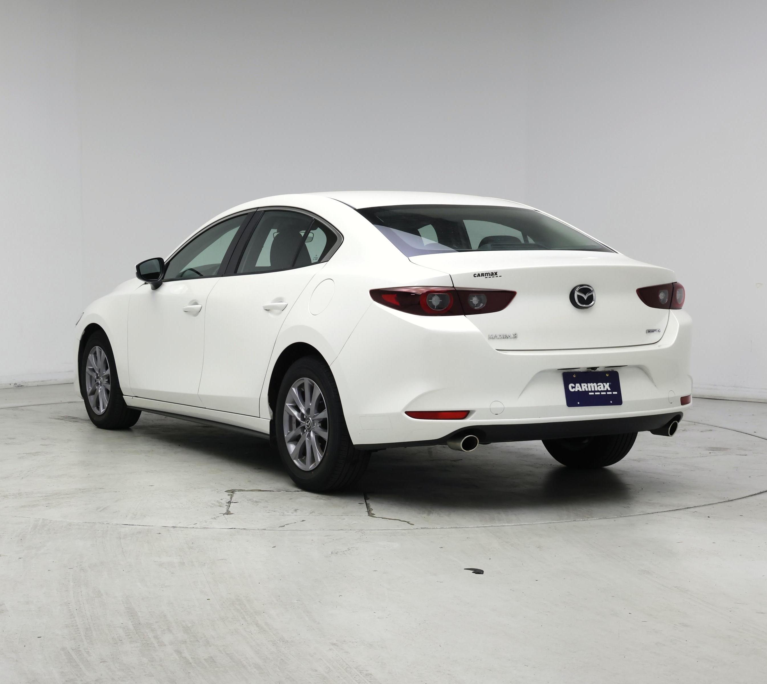Thumbnail: 2022 Mazda Mazda3 - 2
