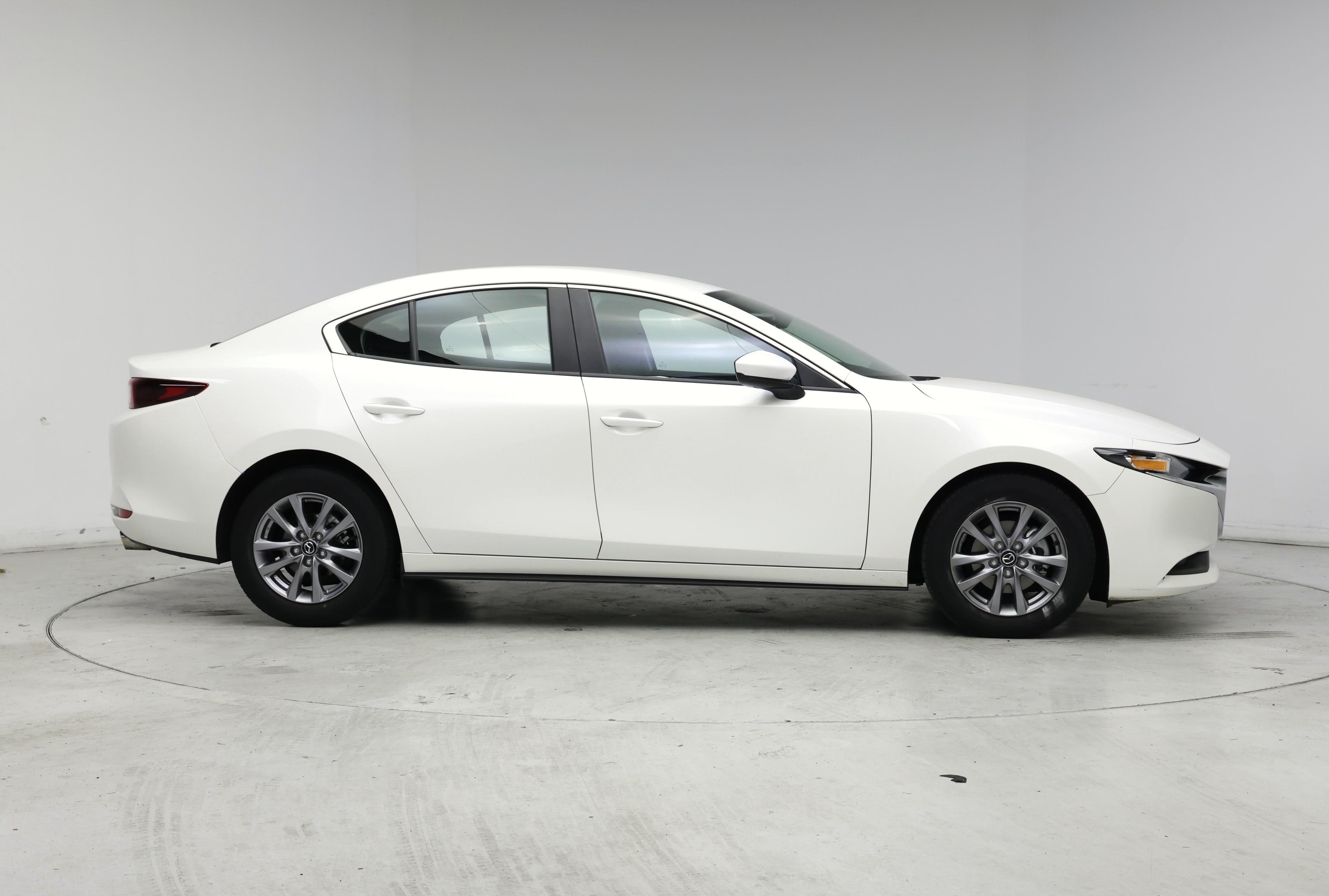 Thumbnail: 2022 Mazda Mazda3 - 7