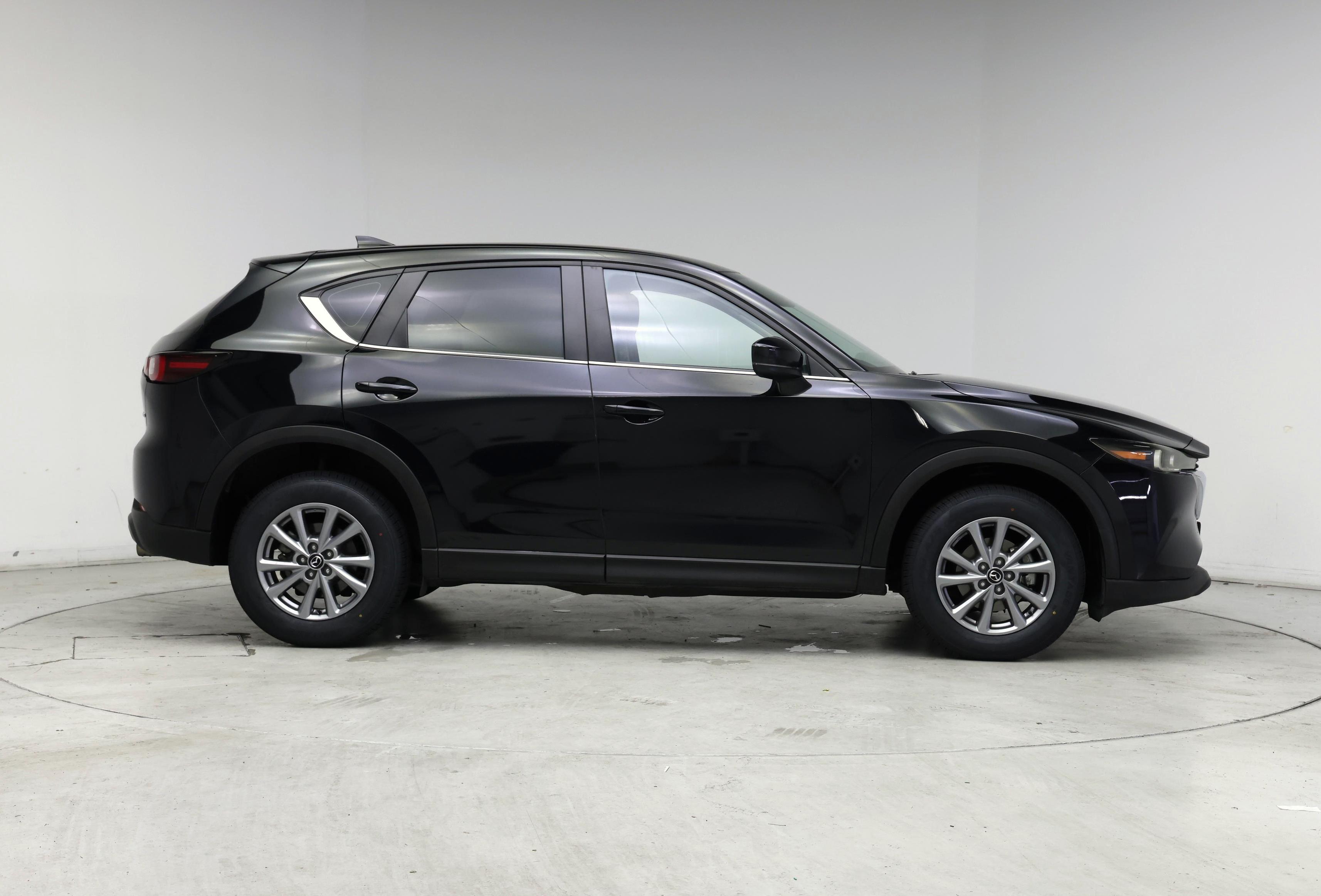 Thumbnail: 2022 Mazda CX-5 - 7