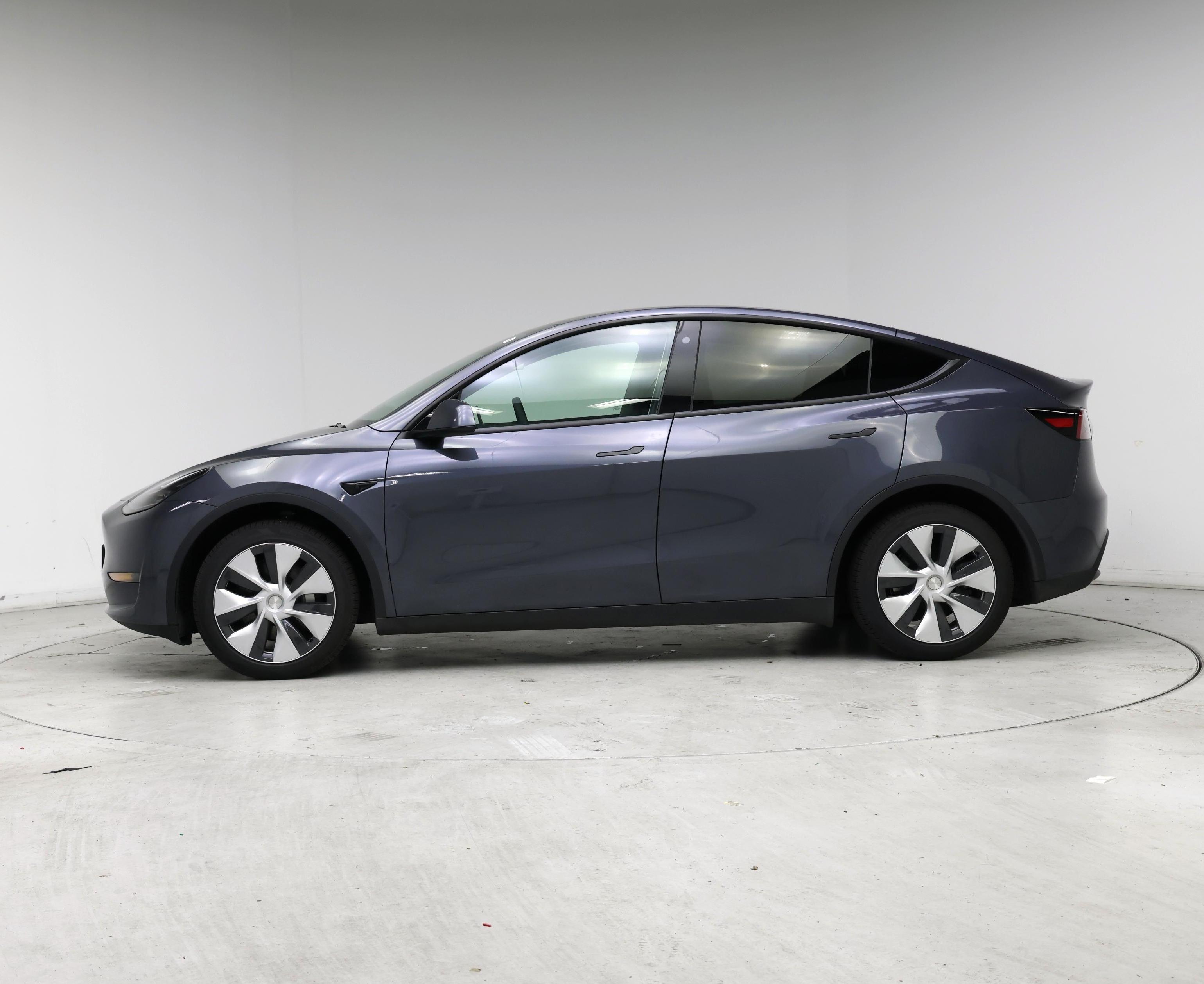 Thumbnail: 2023 Tesla Model Y - 3
