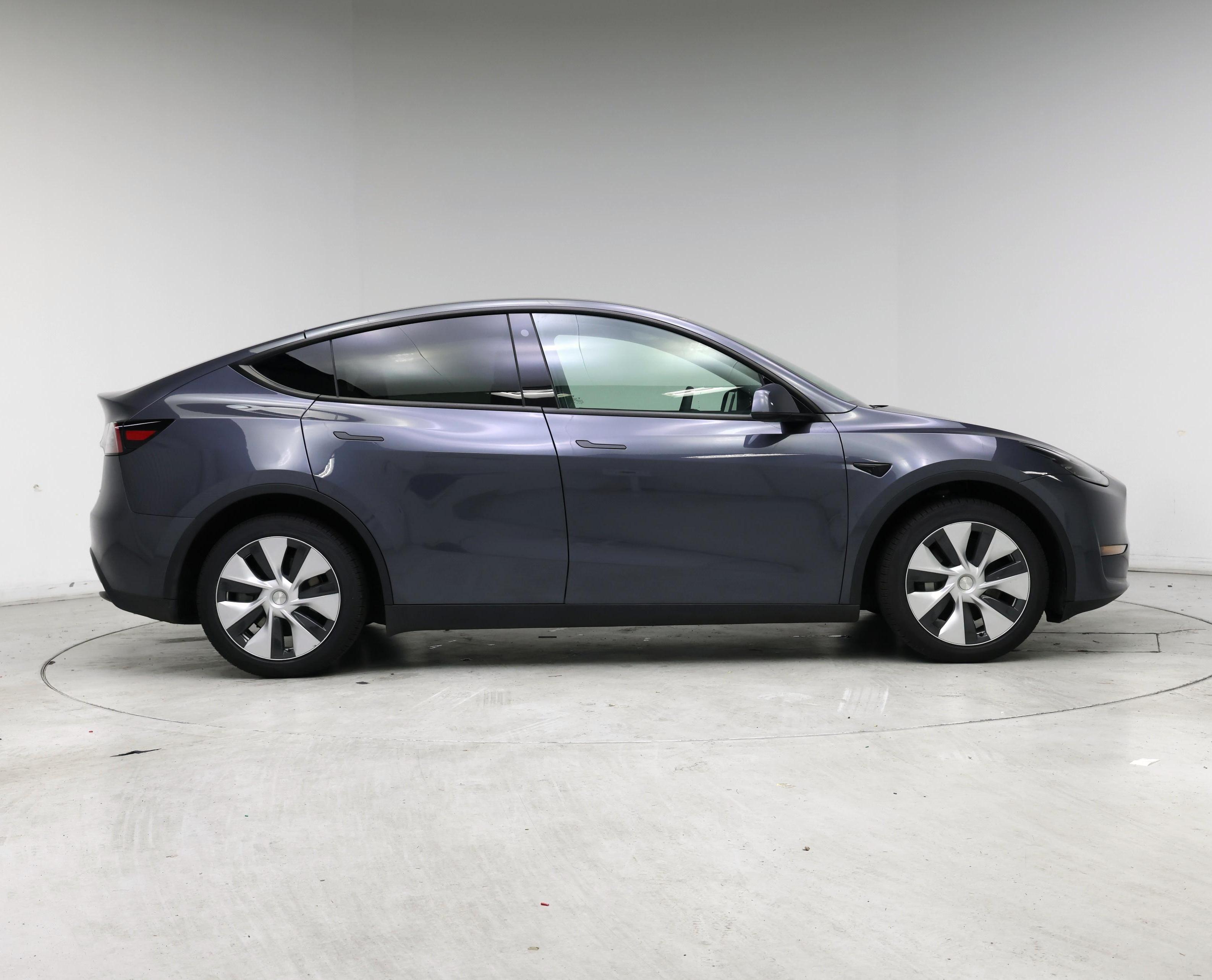 Thumbnail: 2023 Tesla Model Y - 7