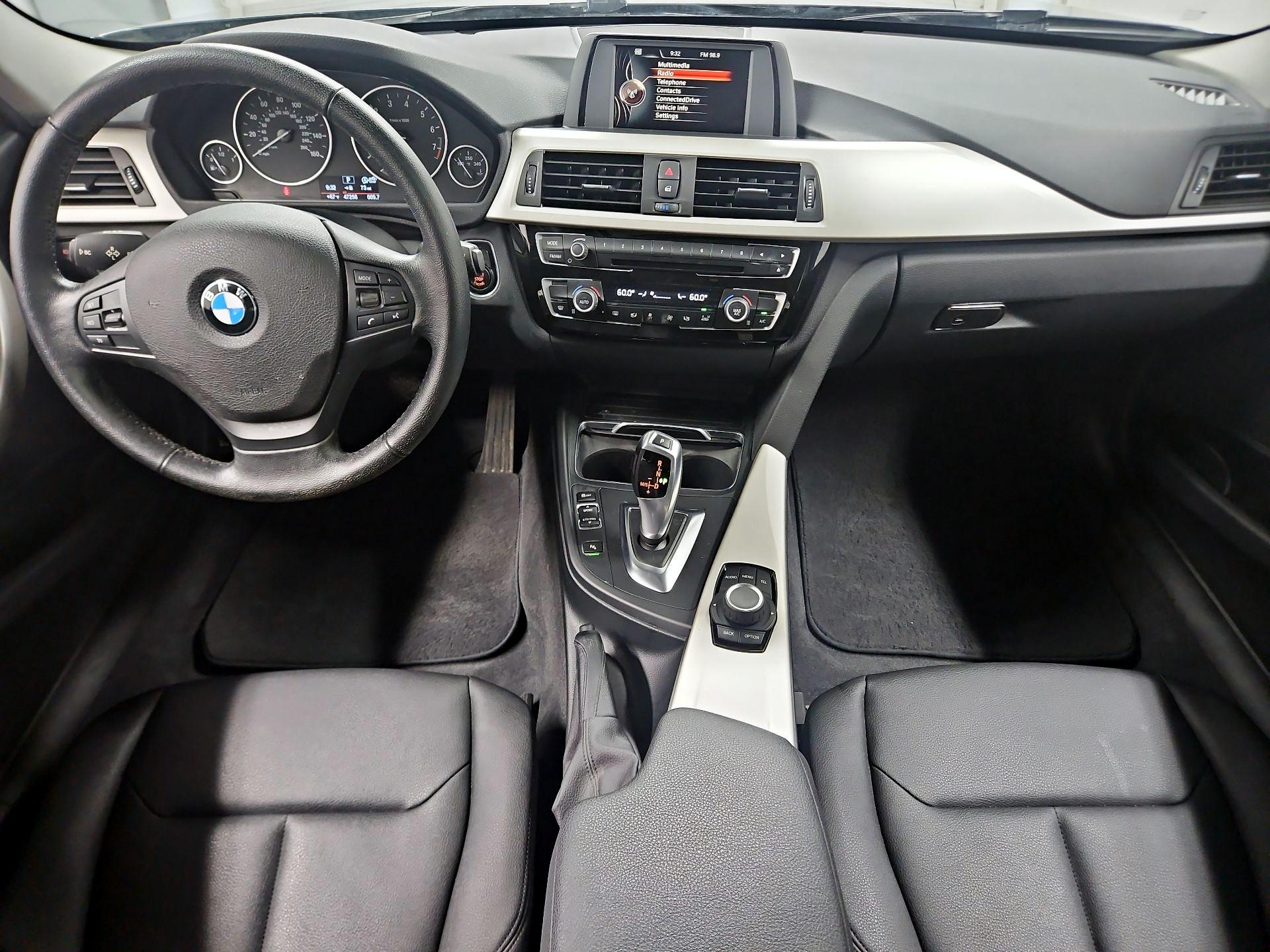 Thumbnail: 2016 BMW 3 Series - 9
