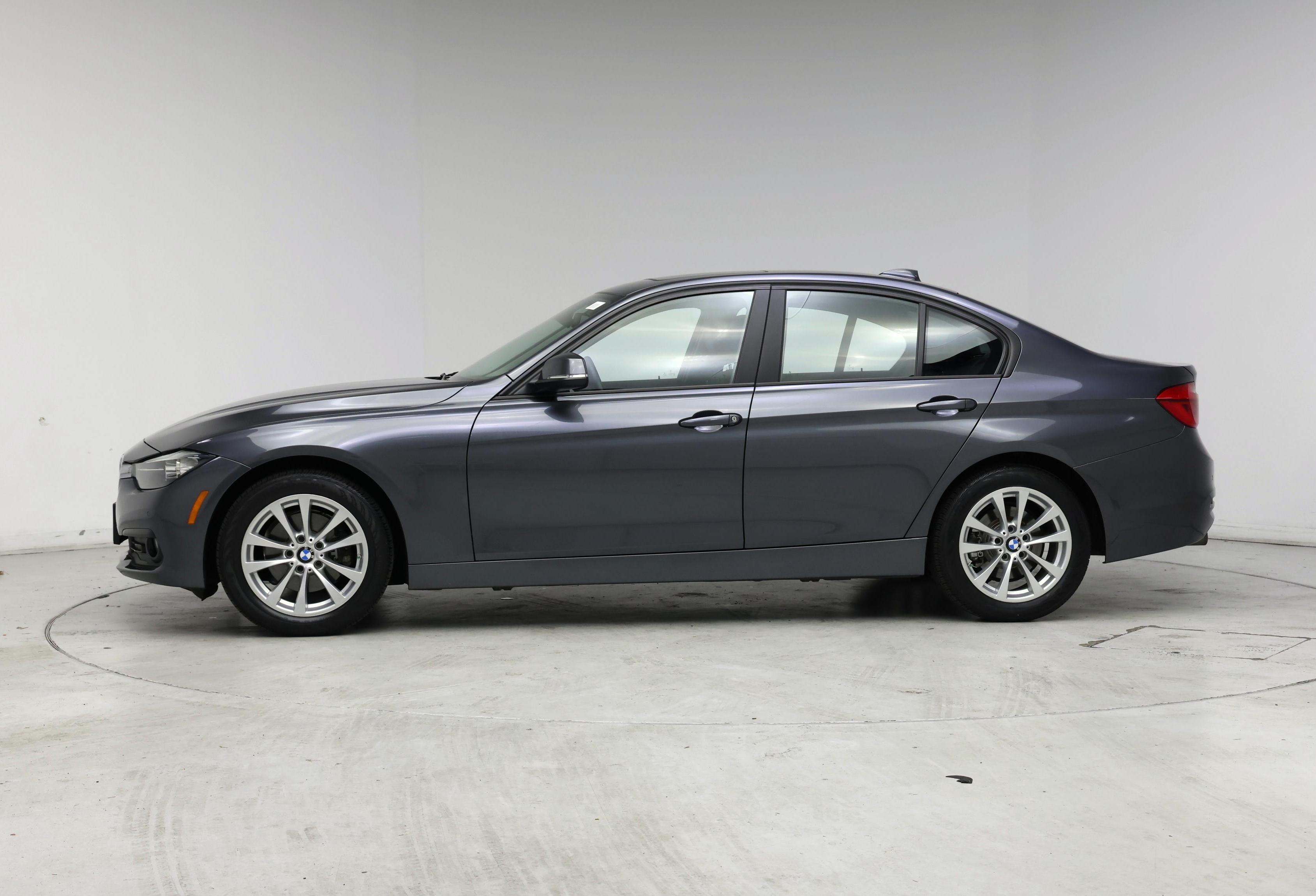 Thumbnail: 2016 BMW 3 Series - 3