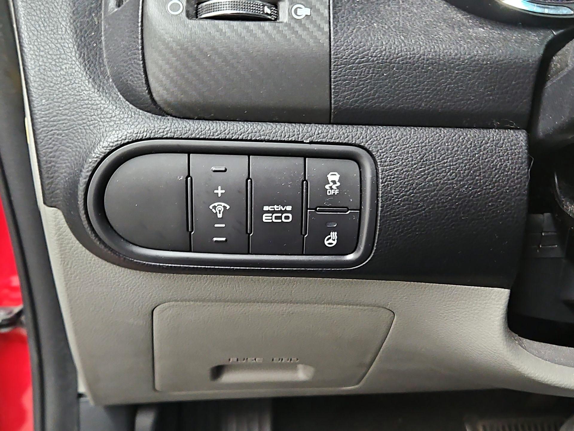 Thumbnail: 2015 Kia Forte - 13