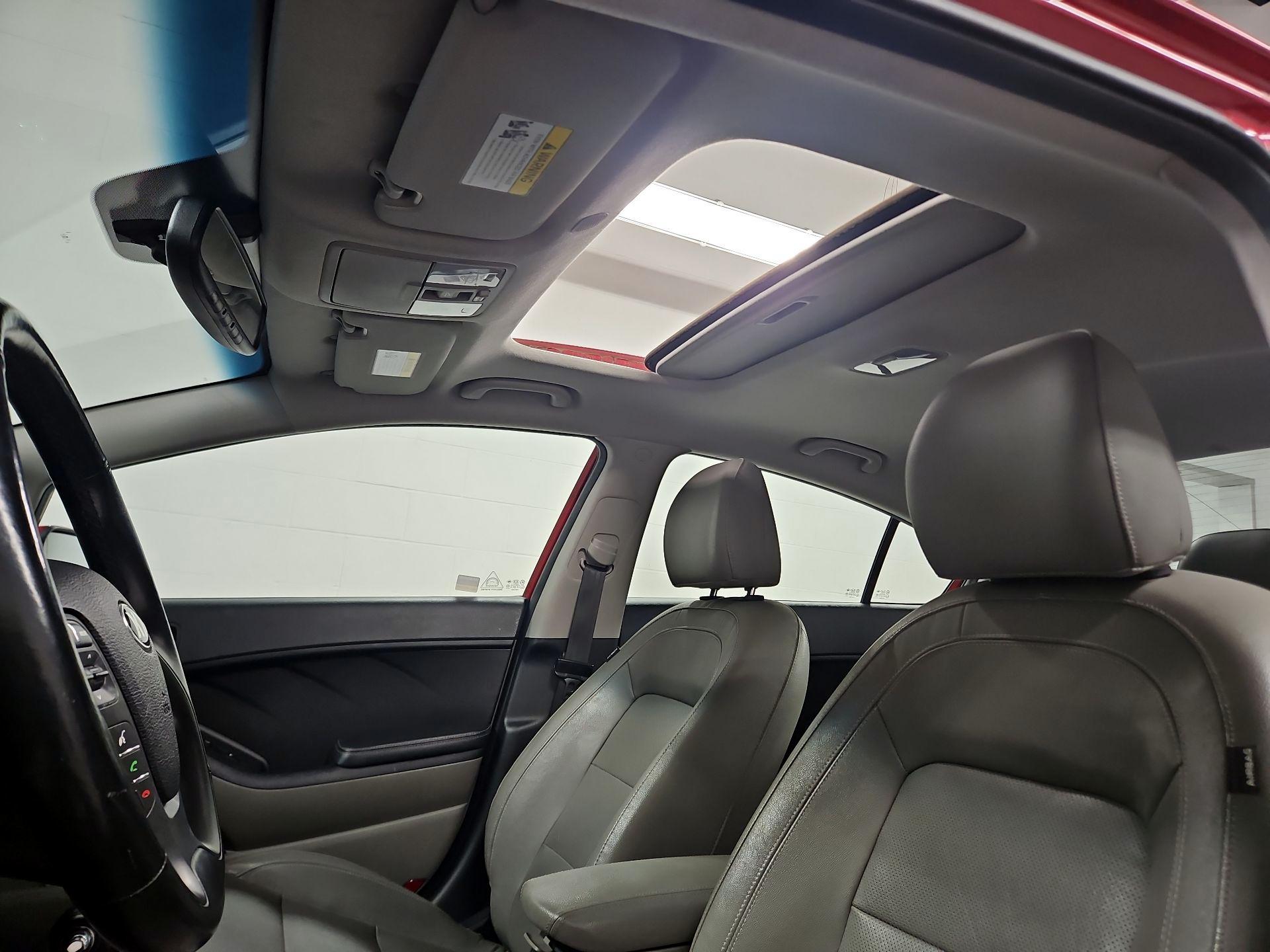 Thumbnail: 2015 Kia Forte - 19