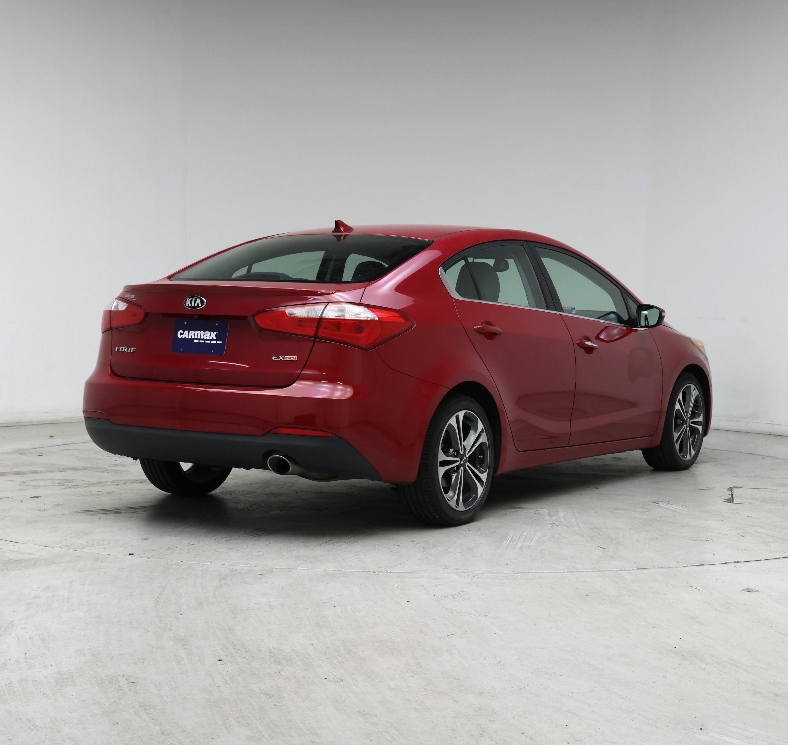 Thumbnail: 2015 Kia Forte - 8