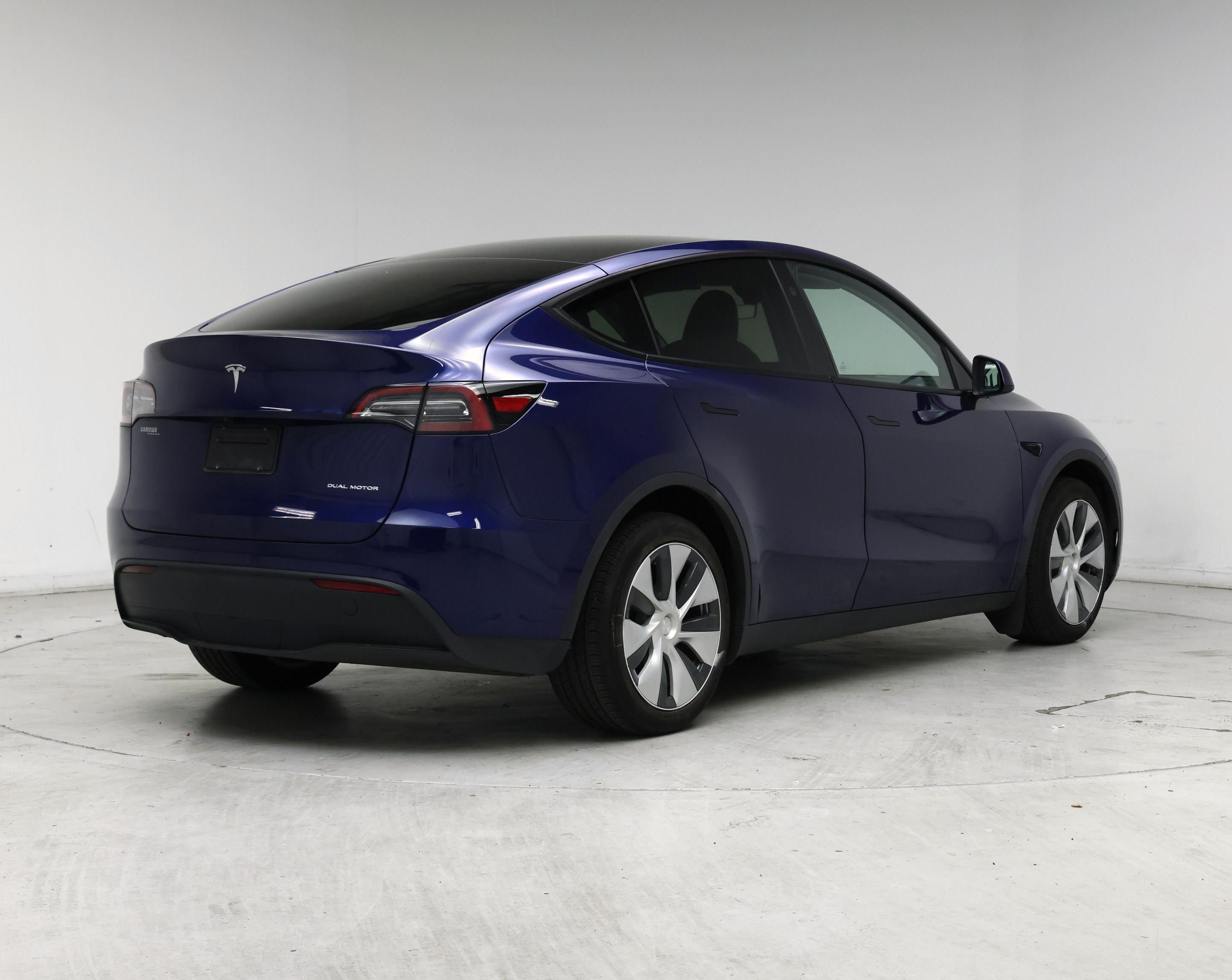 Thumbnail: 2023 Tesla Model Y - 8
