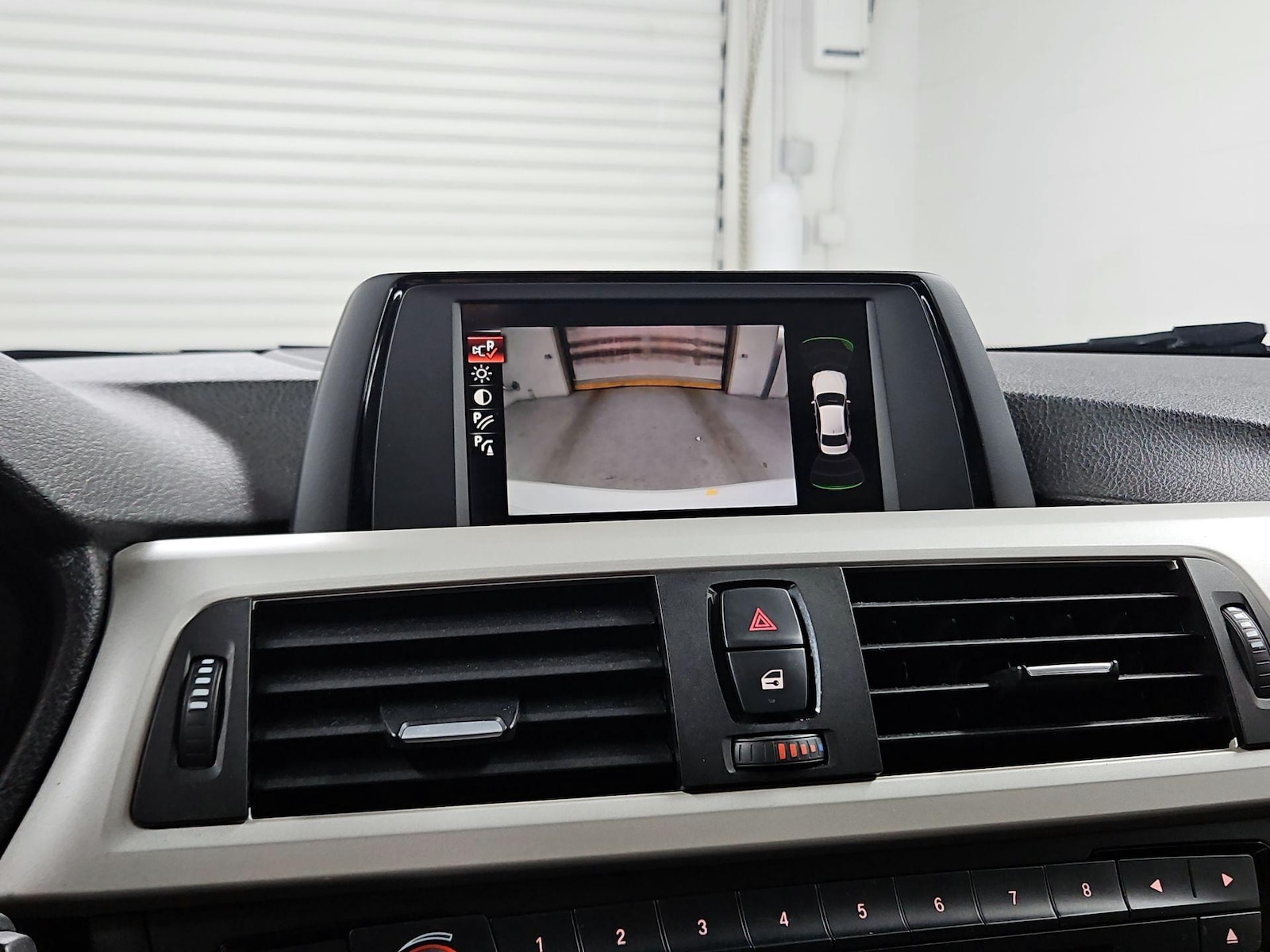 2015 BMW 3 Series 320i - Photo 15