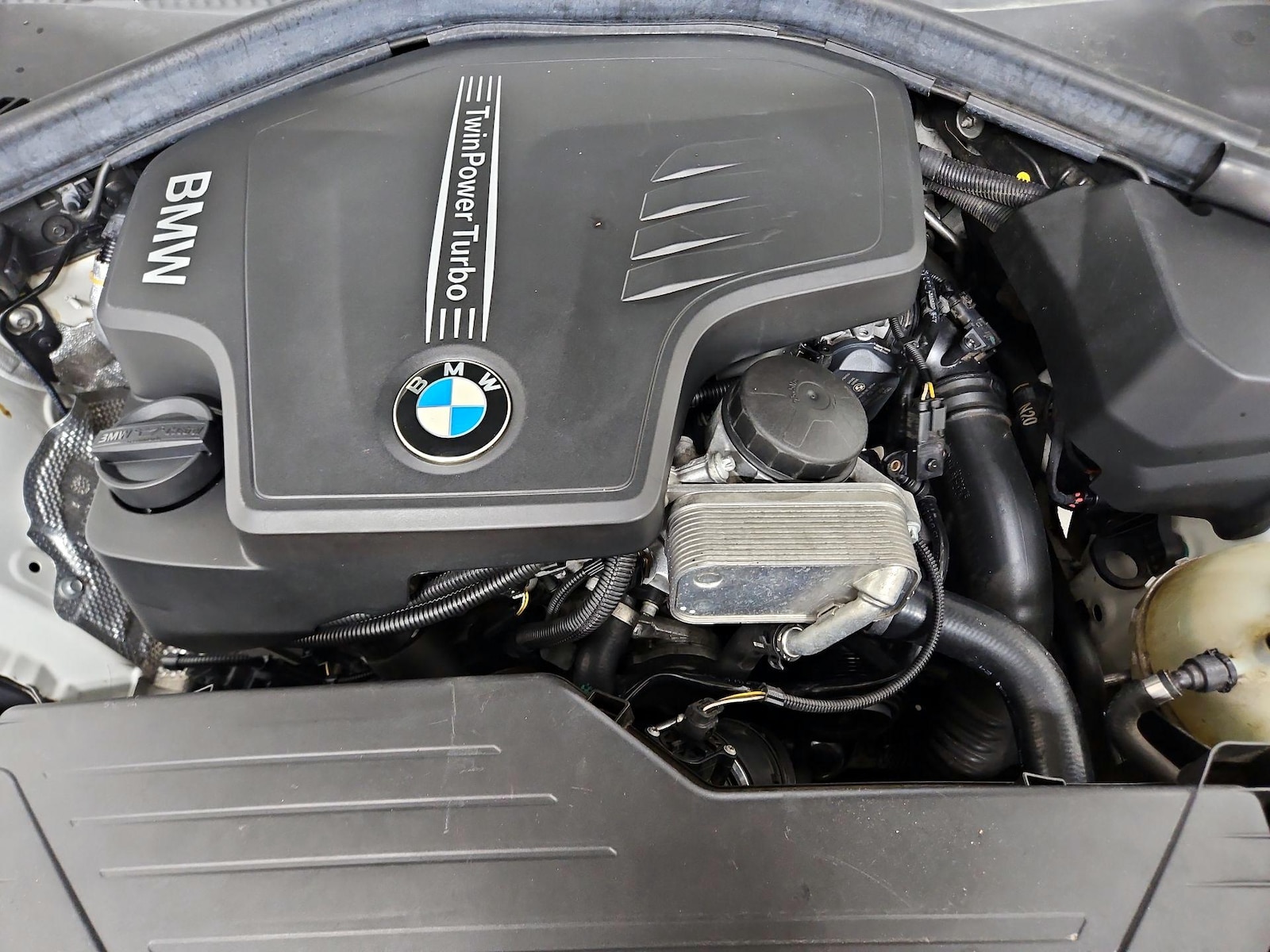 2015 BMW 3 Series 320i - Photo 23