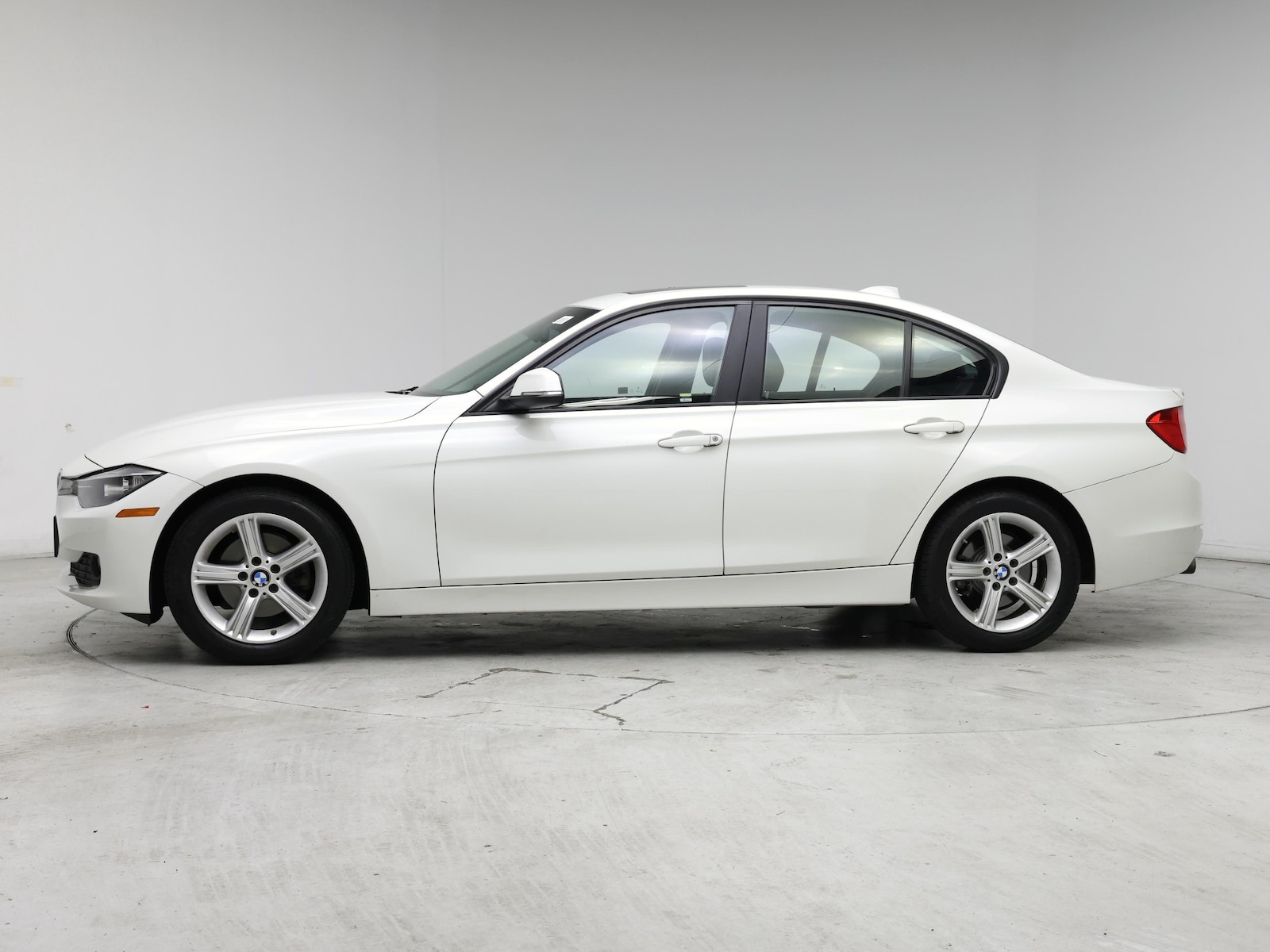 2015 BMW 3 Series 320i - Photo 4