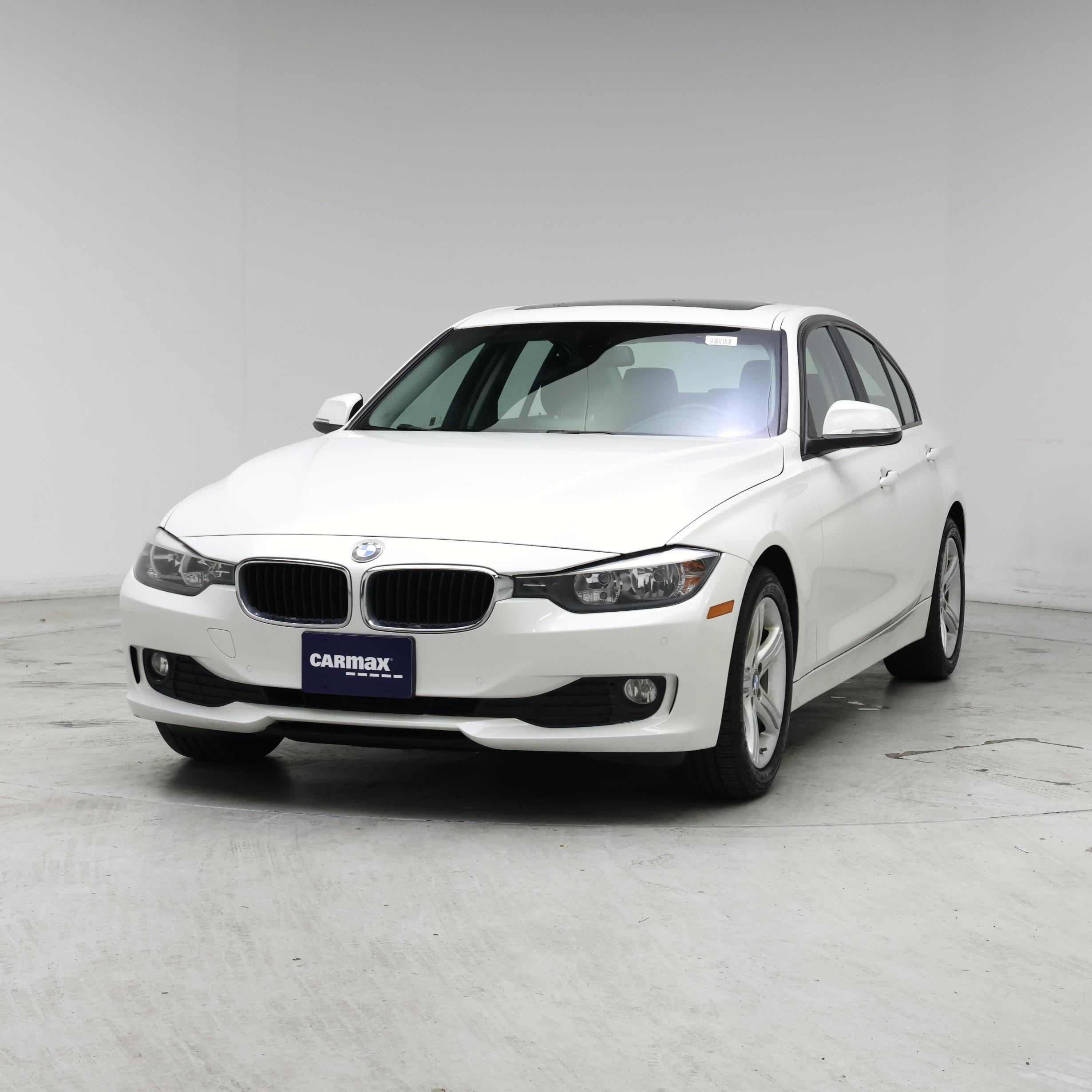 Thumbnail: 2015 BMW 3 Series - 4