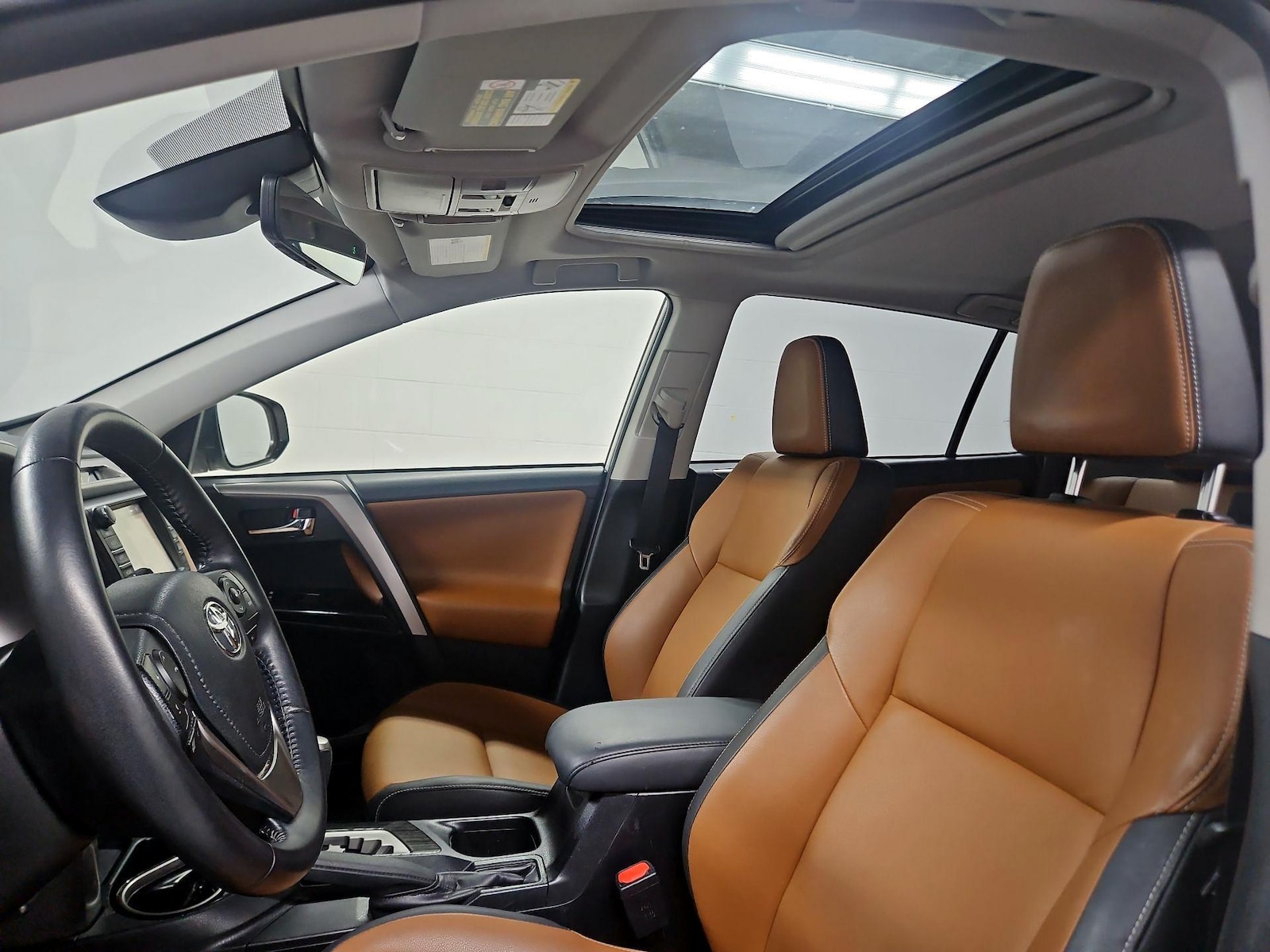 2016 Toyota RAV4 Limited - Photo 20