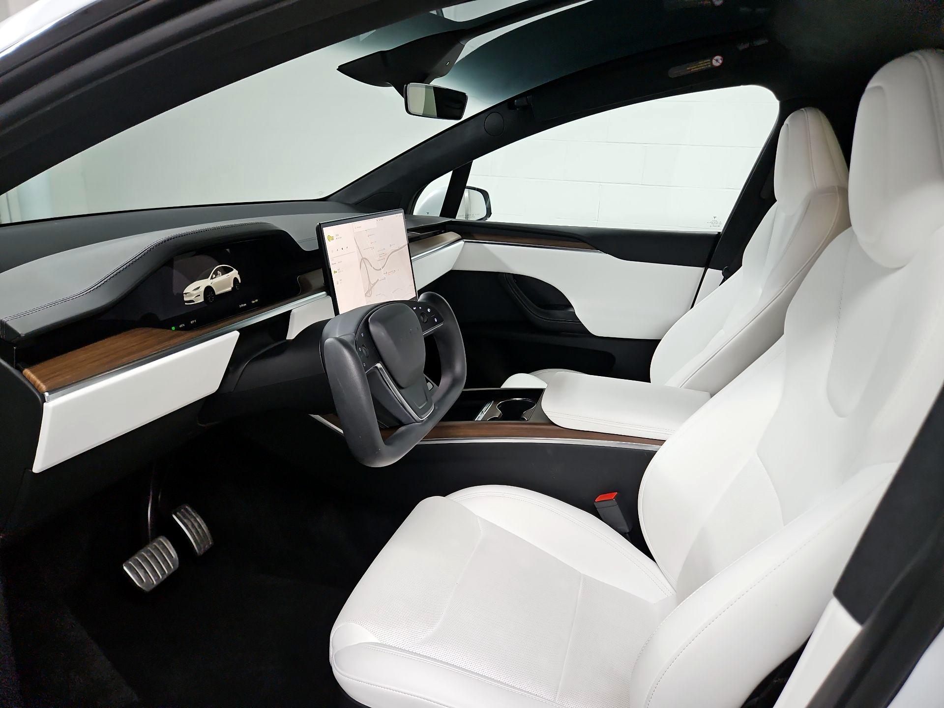 Thumbnail: 2023 Tesla Model X - 11