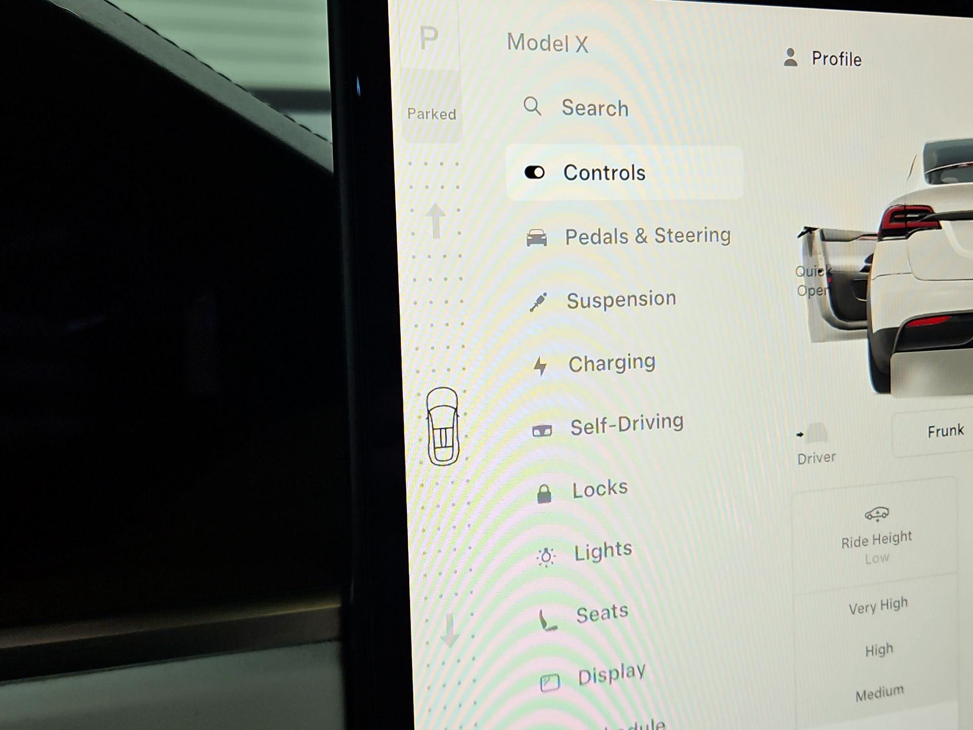 Thumbnail: 2023 Tesla Model X - 17