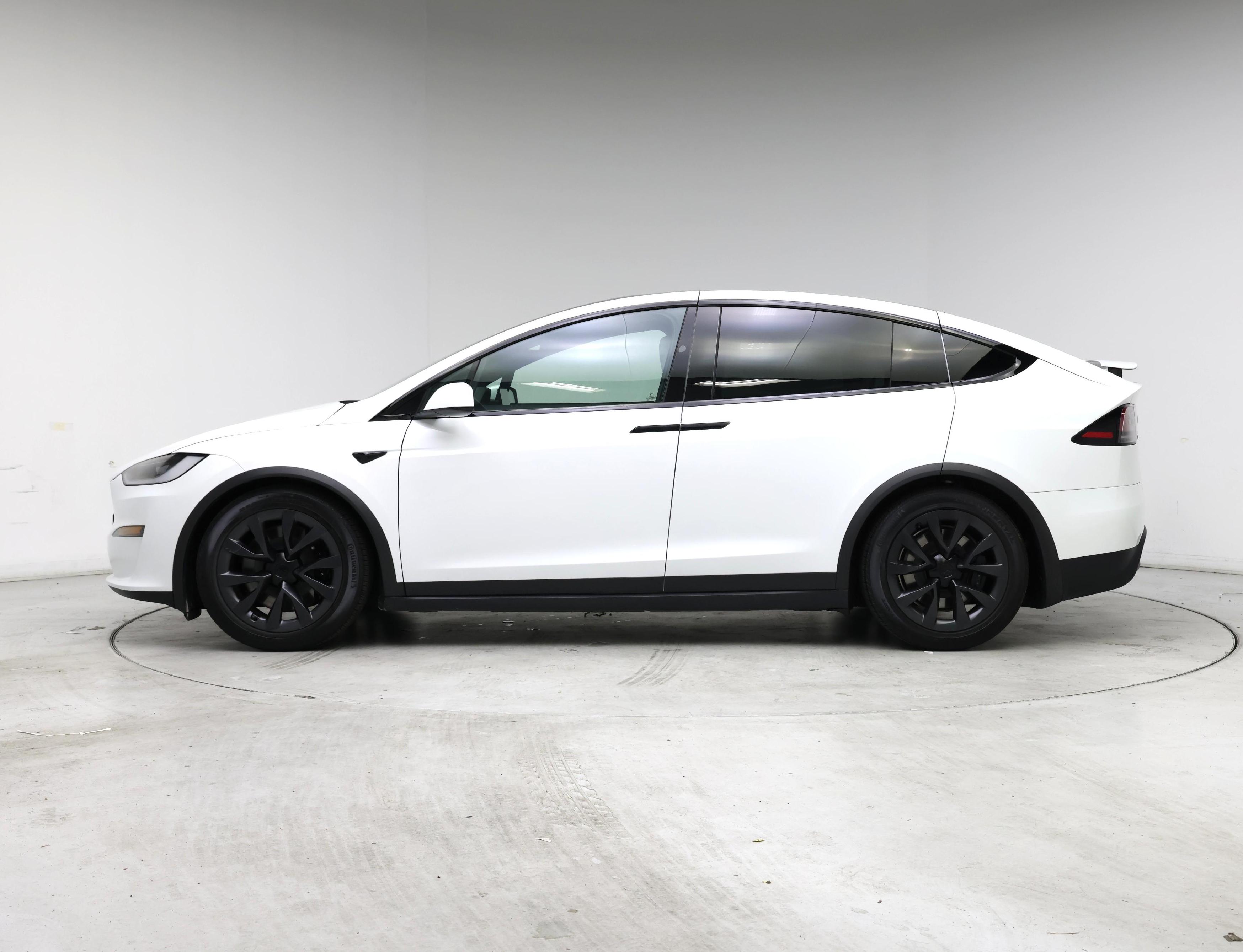 Thumbnail: 2023 Tesla Model X - 3