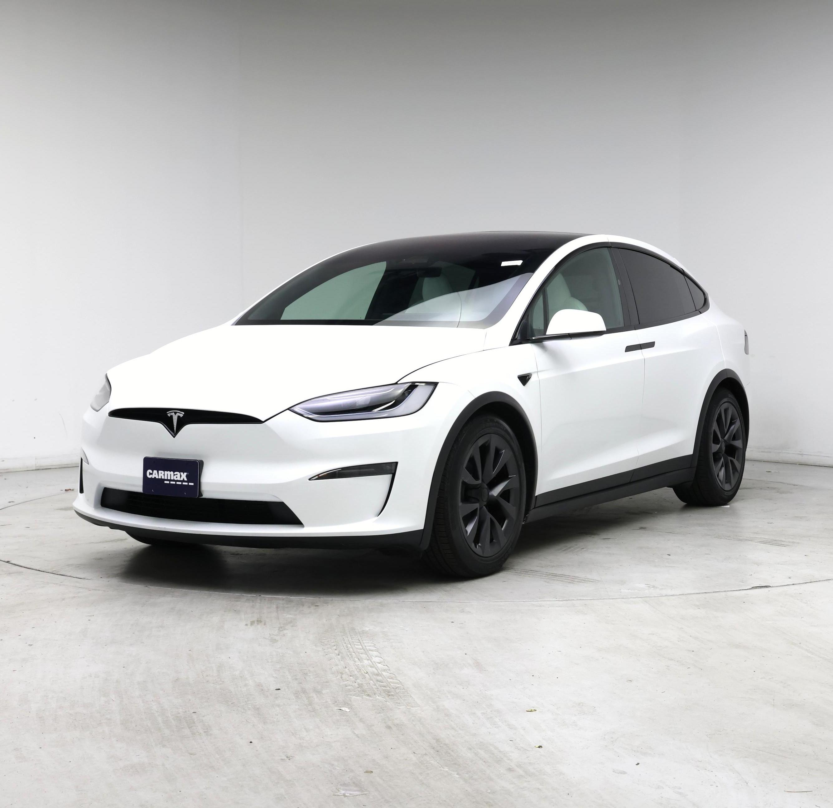 Thumbnail: 2023 Tesla Model X - 4