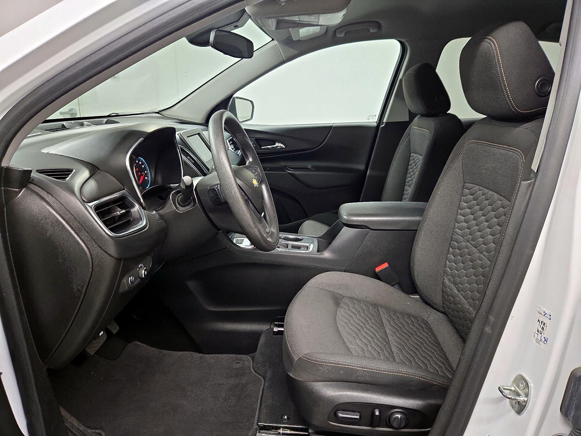 Thumbnail: 2021 Chevrolet Equinox - 11
