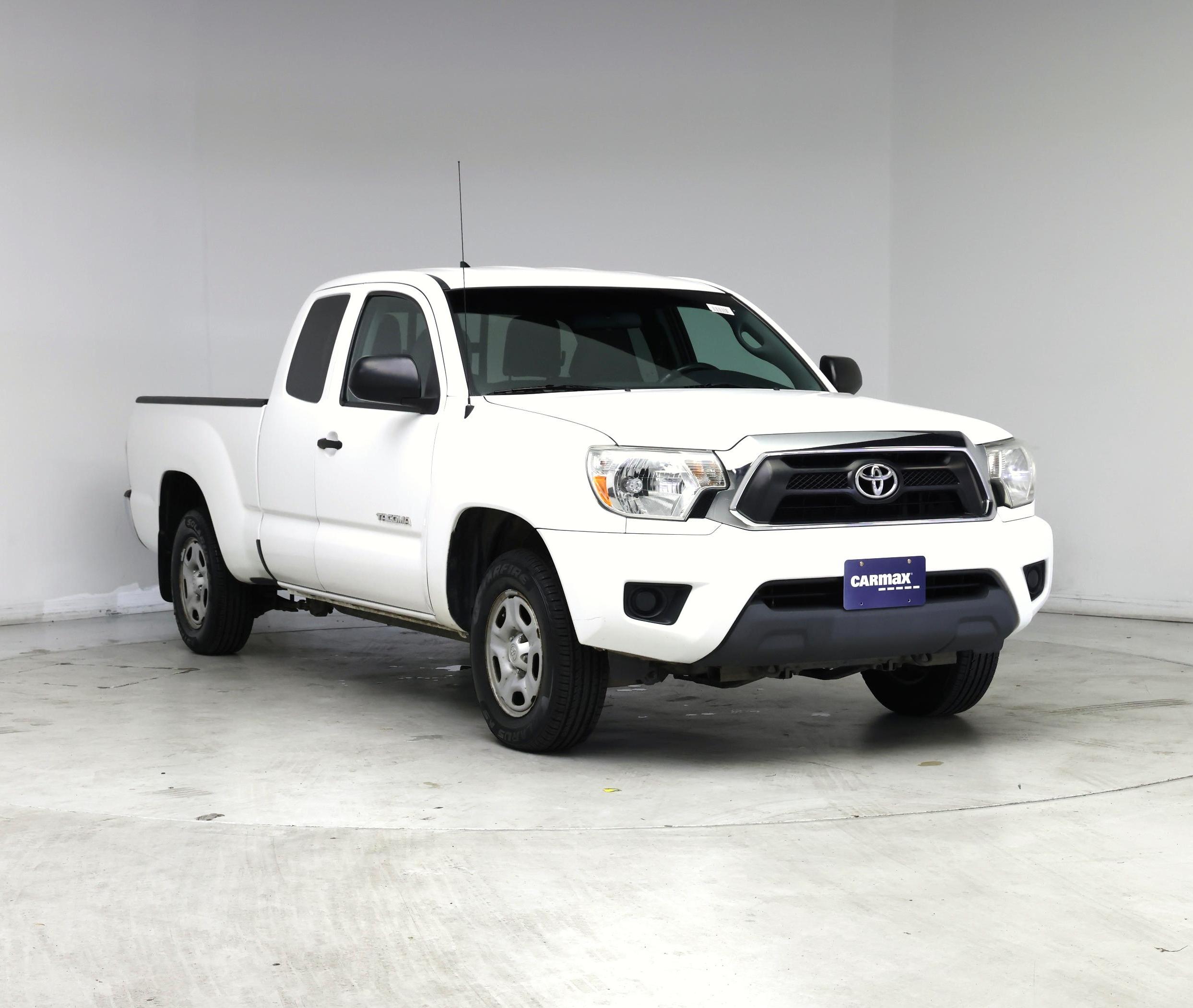 White 2014 Toyota Tacoma Pickup Truck  Automatic