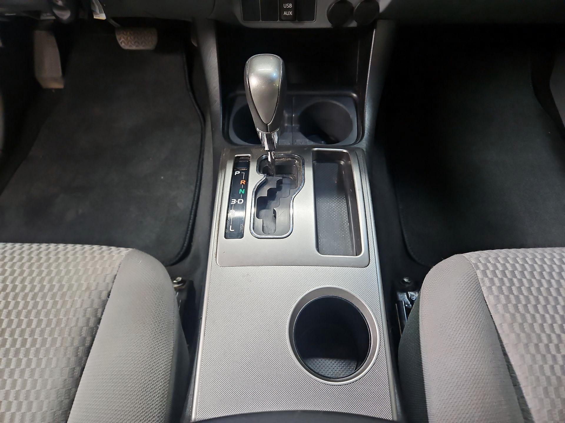 Thumbnail: 2014 Toyota Tacoma - 17