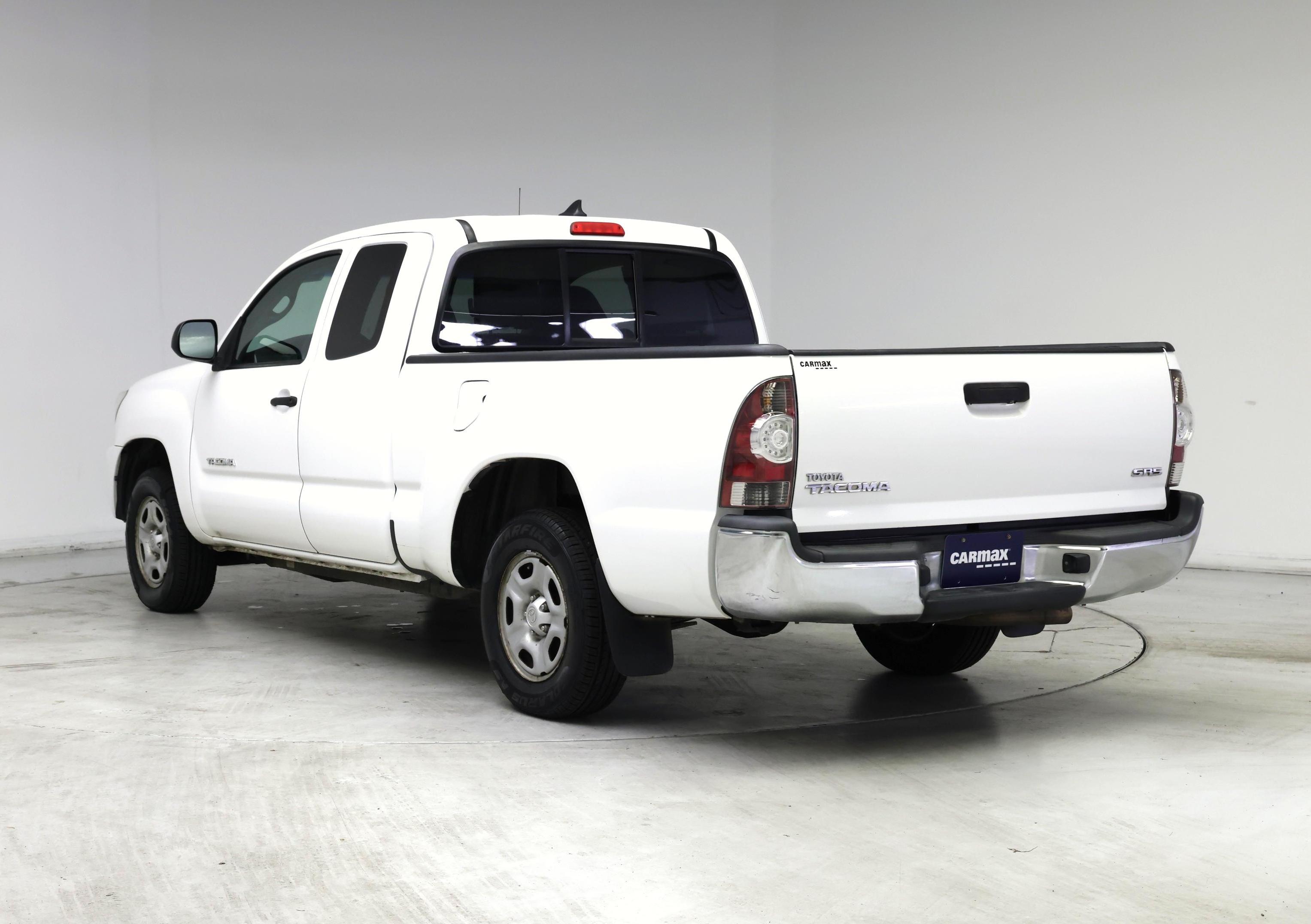 Thumbnail: 2014 Toyota Tacoma - 2