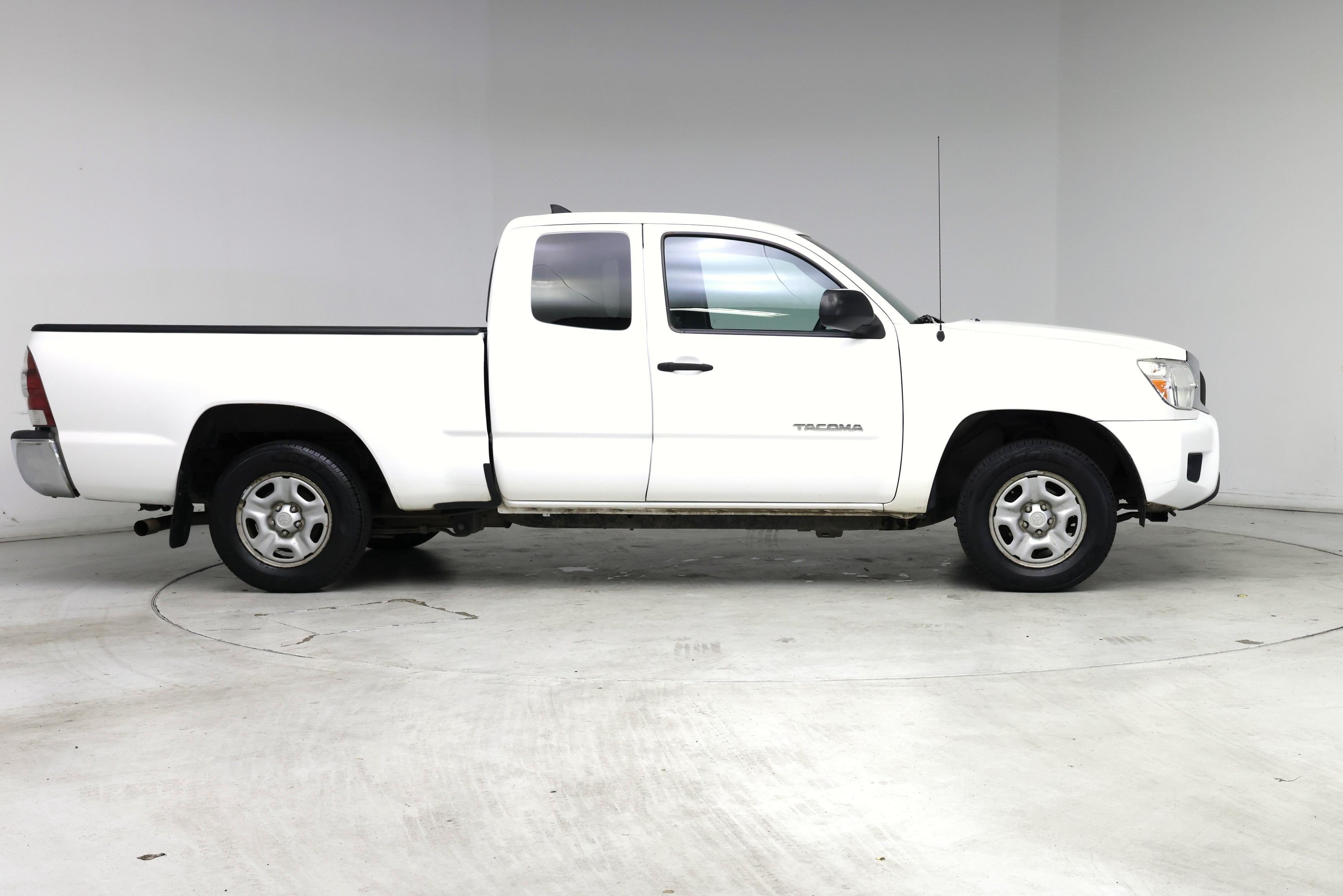 Thumbnail: 2014 Toyota Tacoma - 7