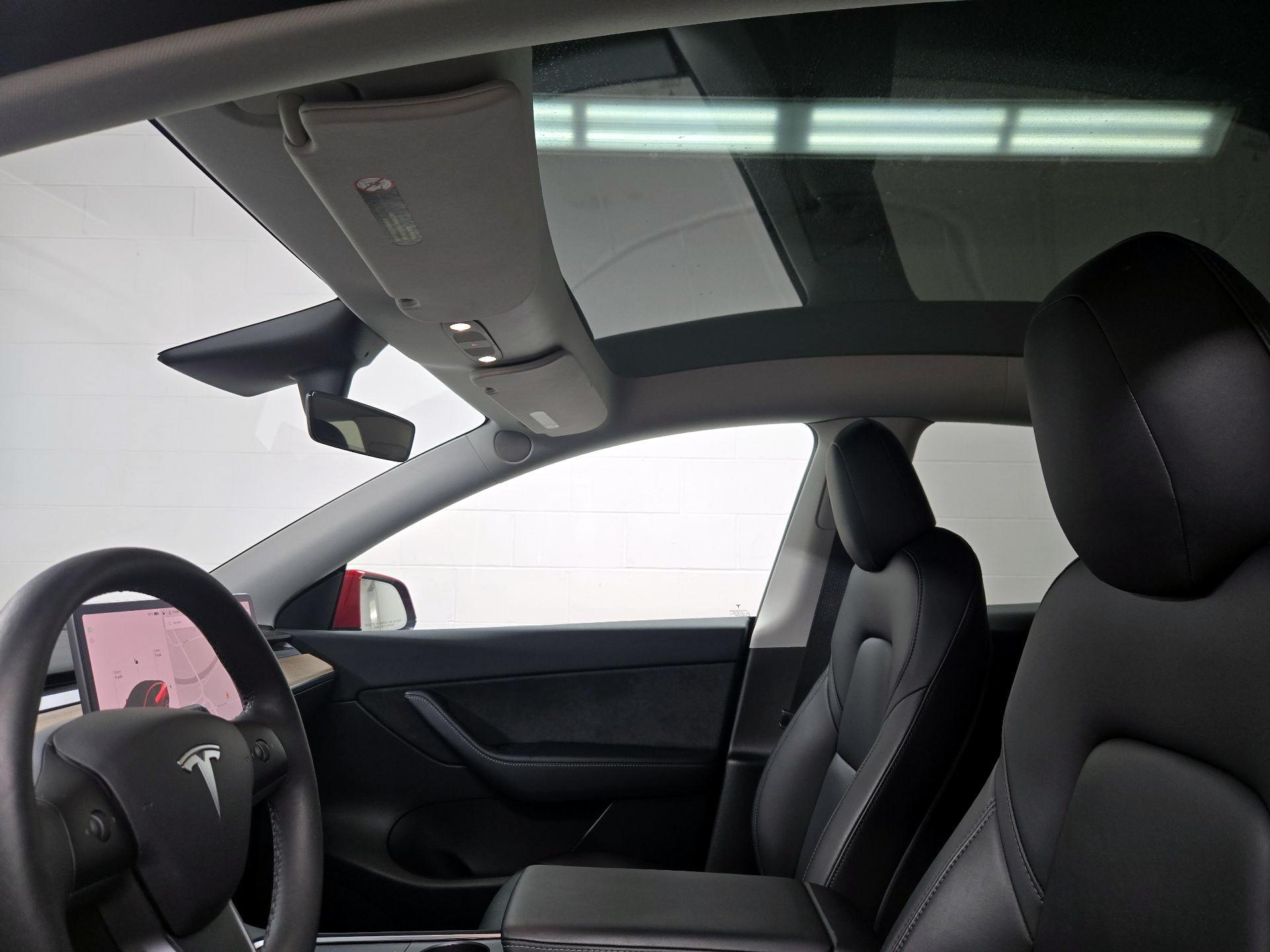 Thumbnail: 2022 Tesla Model Y - 19