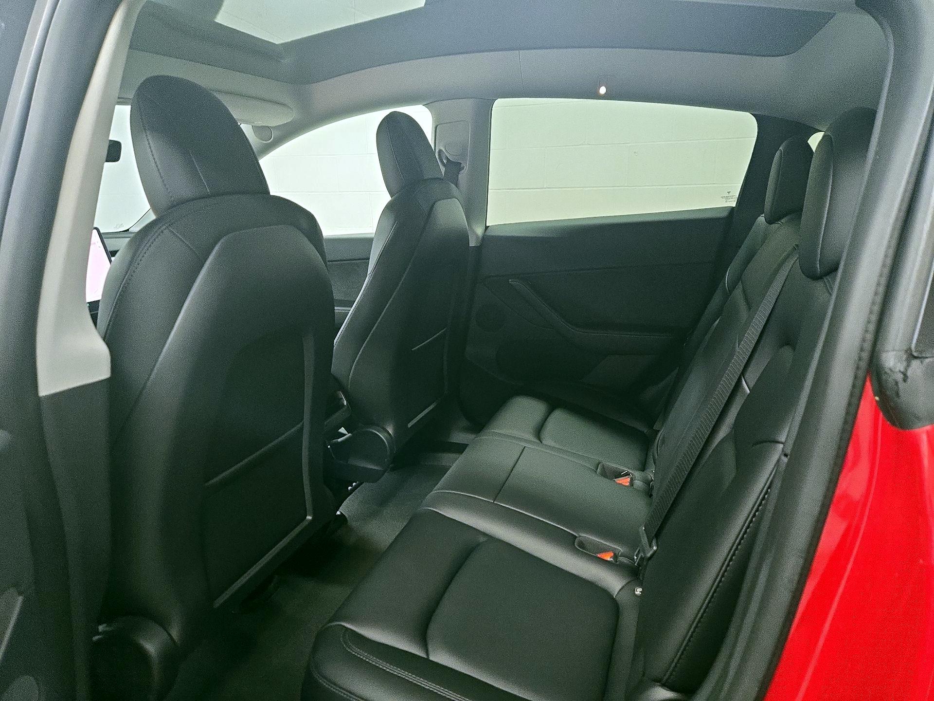 Thumbnail: 2022 Tesla Model Y - 20