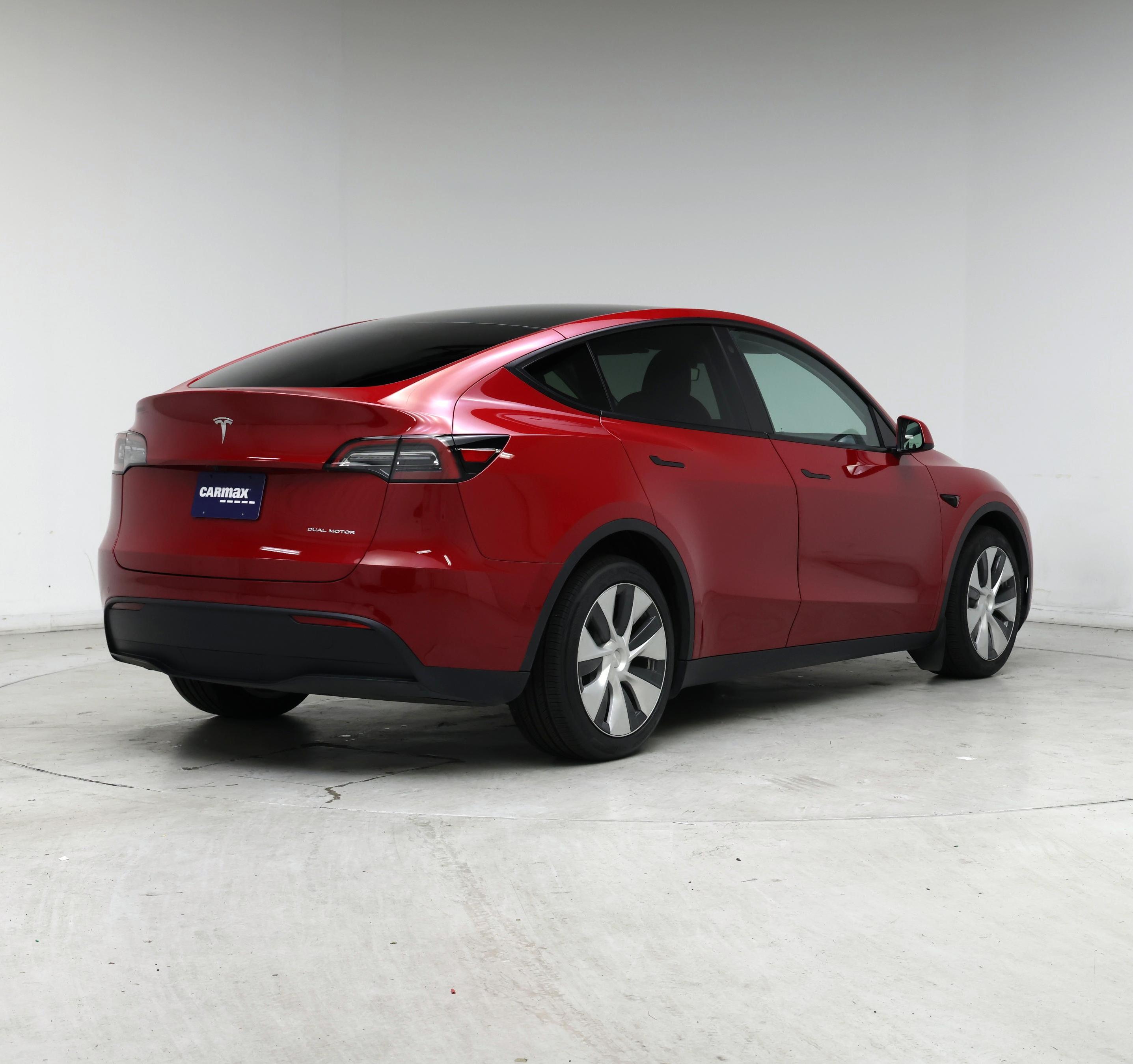 Thumbnail: 2022 Tesla Model Y - 8