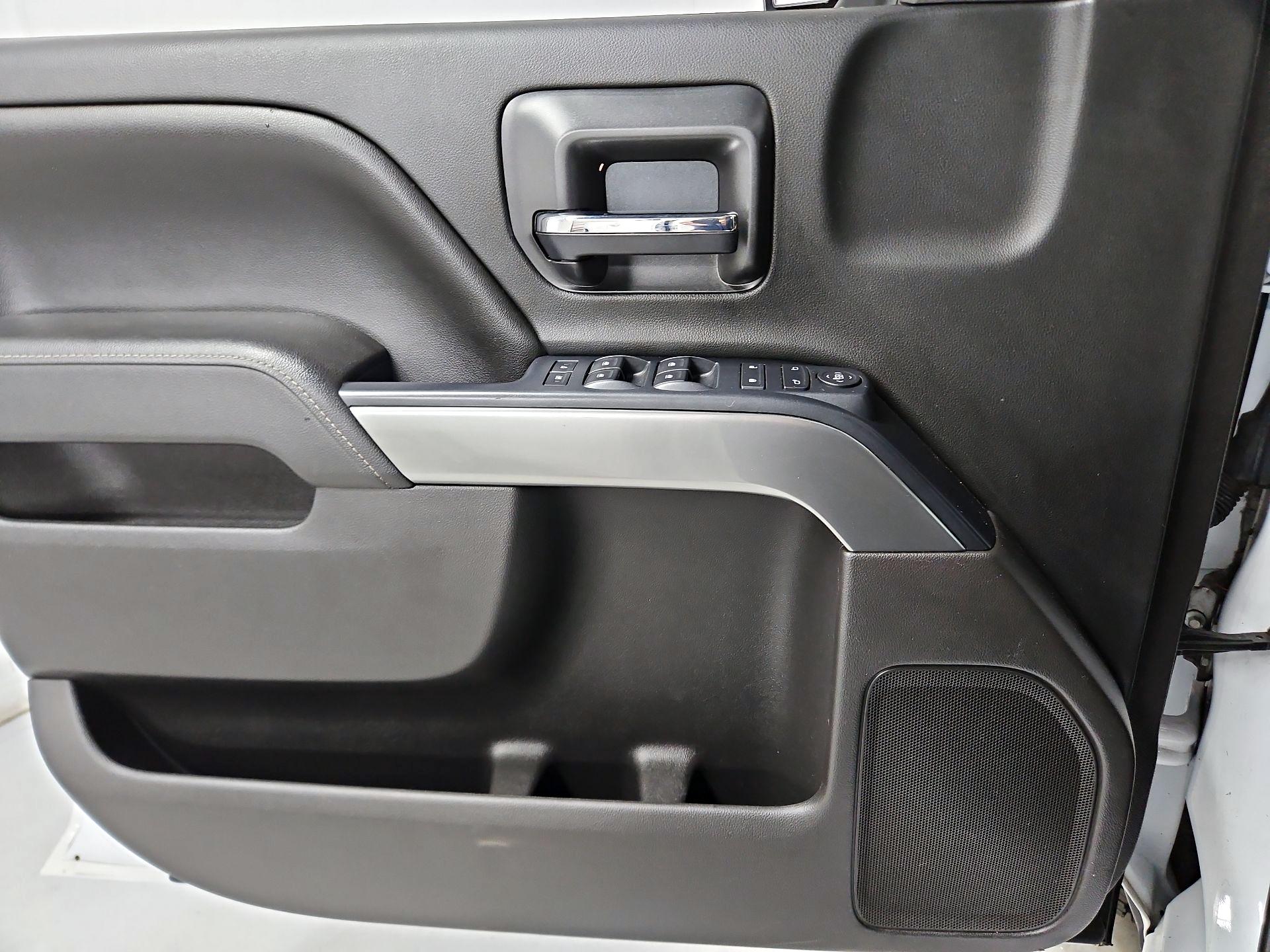 Thumbnail: 2016 Chevrolet Silverado 1500 - 12