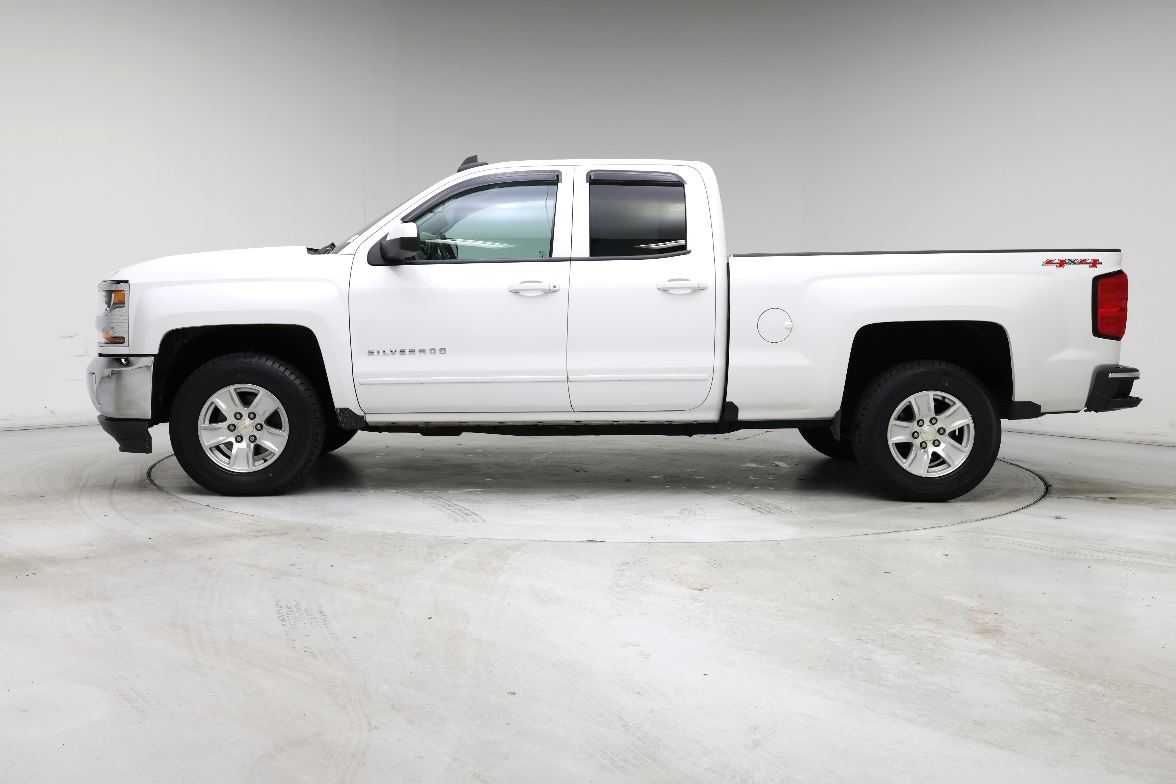 Thumbnail: 2016 Chevrolet Silverado 1500 - 3