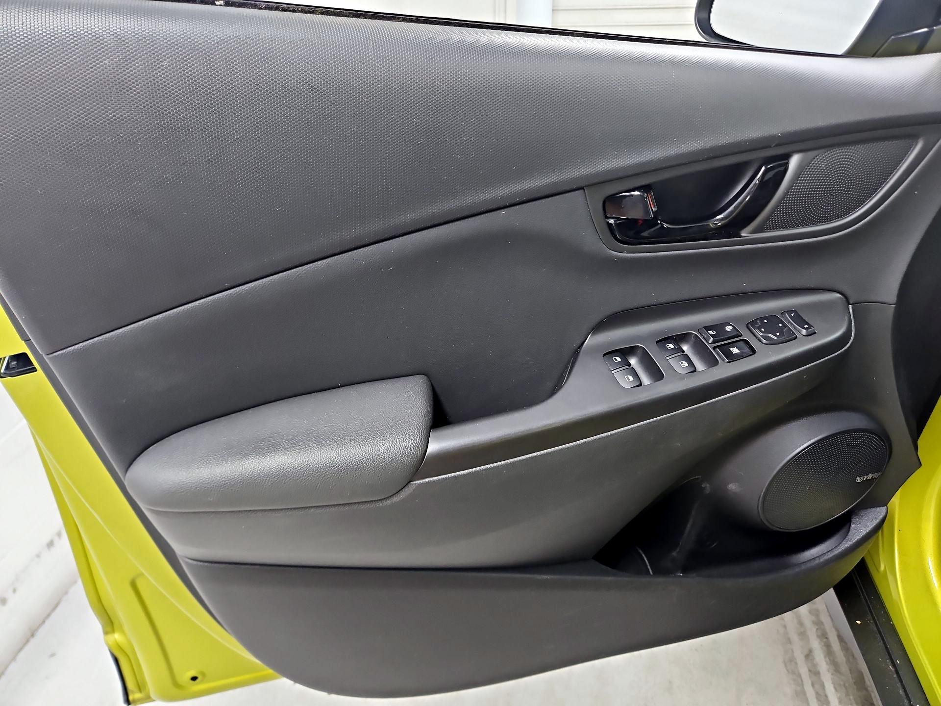 Thumbnail: 2019 Hyundai Kona - 12