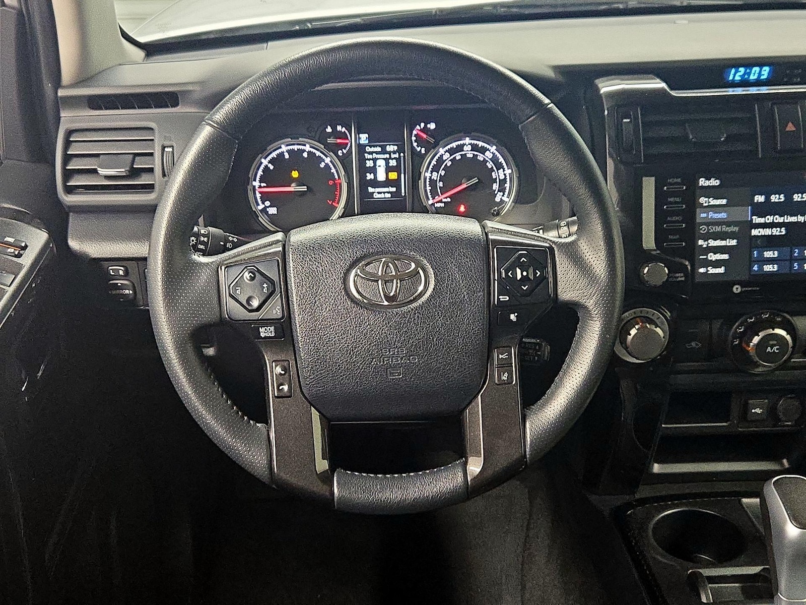 2021 Toyota 4Runner Off-Road - Photo 11