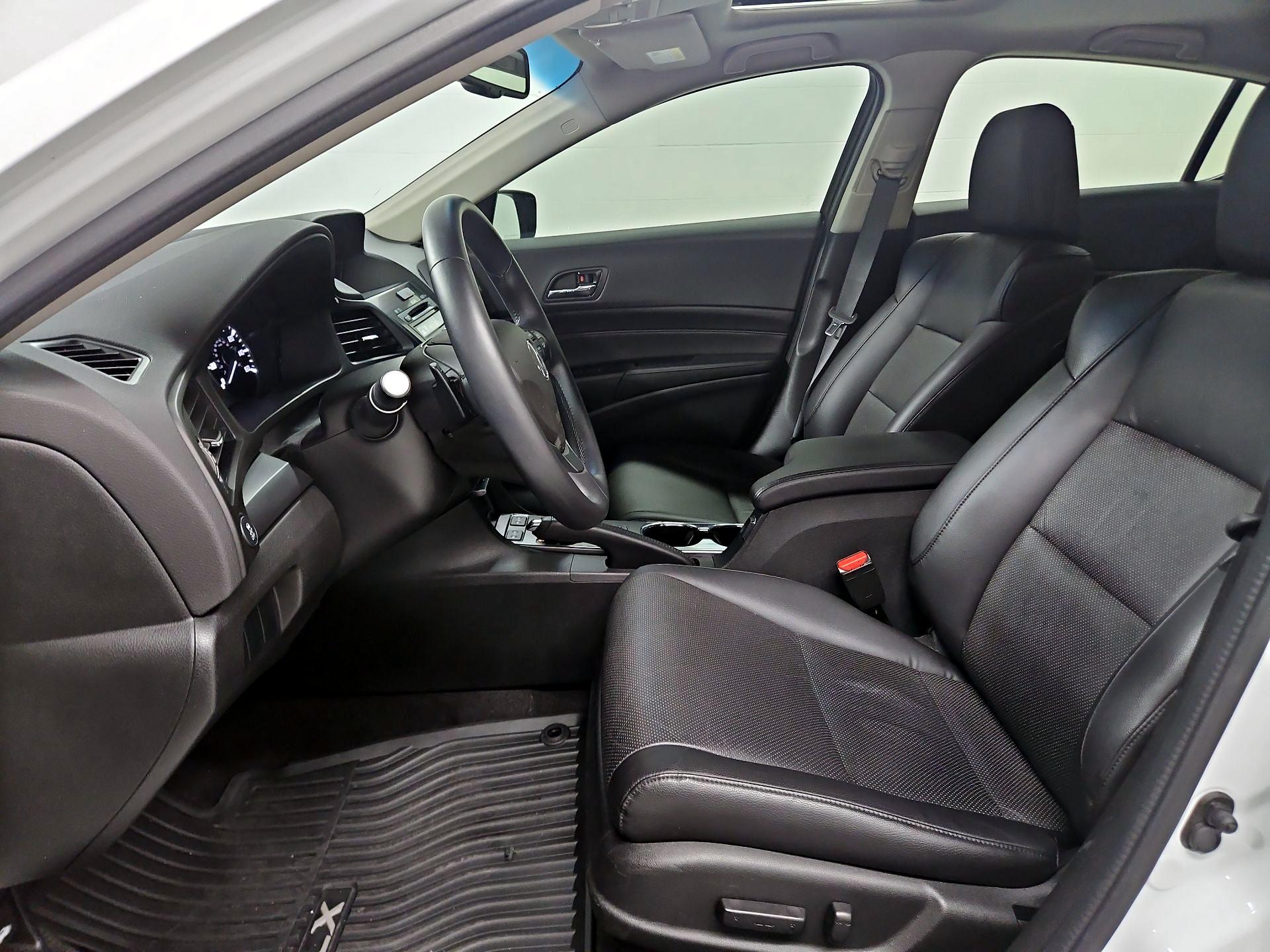 Thumbnail: 2015 Acura ILX - 11